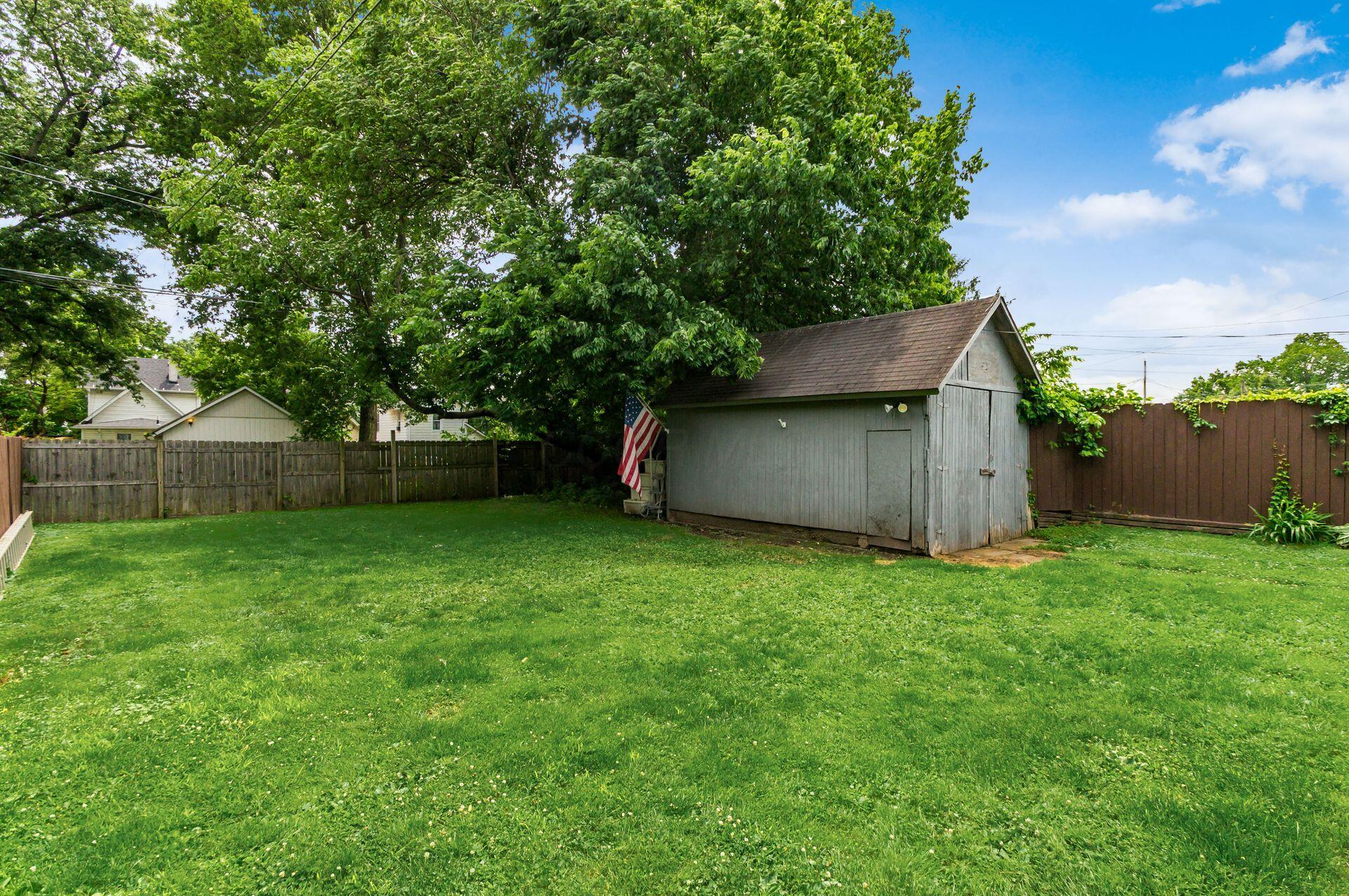 112 Dewey Avenue Property Photo 30