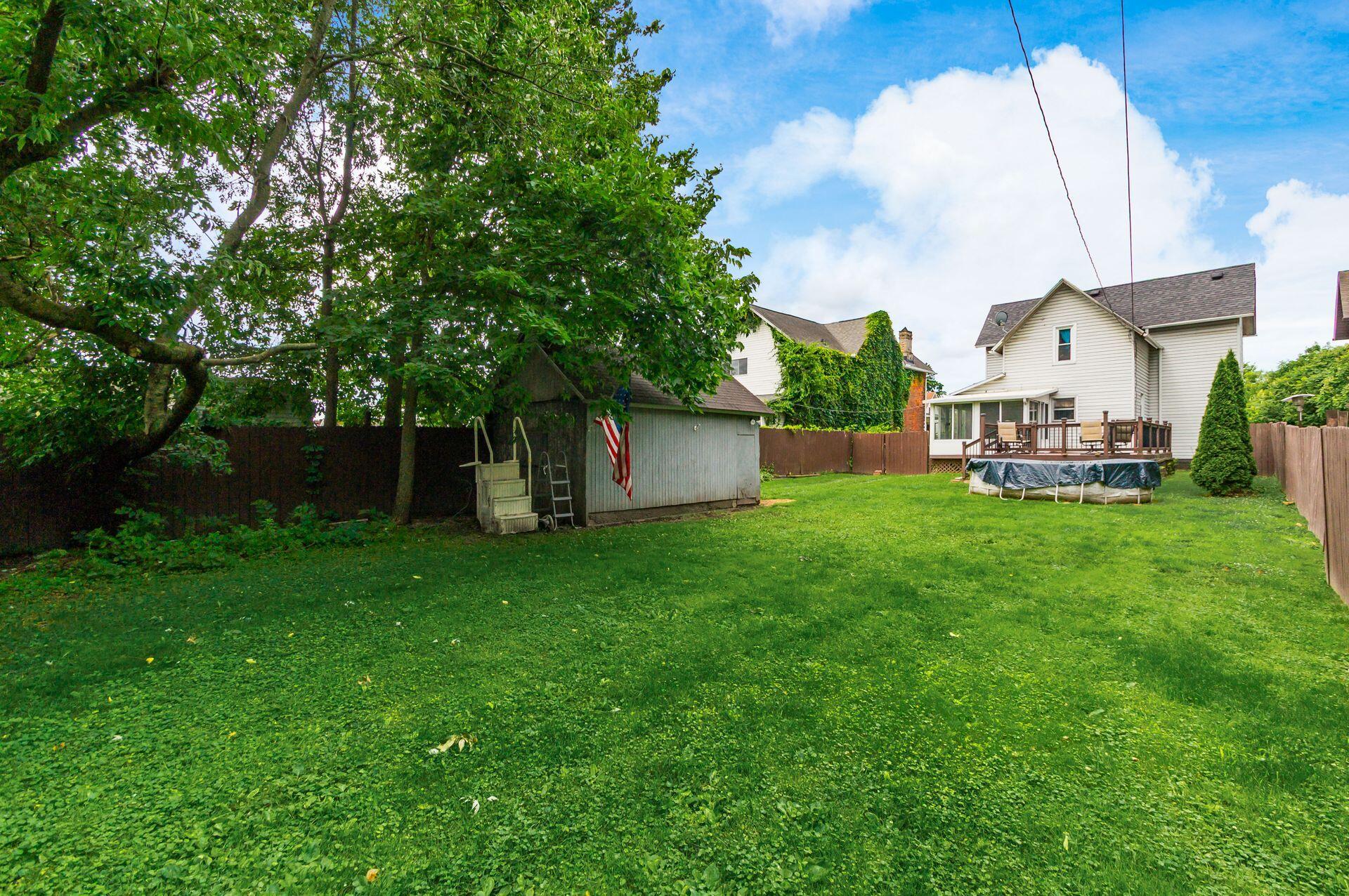 112 Dewey Avenue Property Photo 32