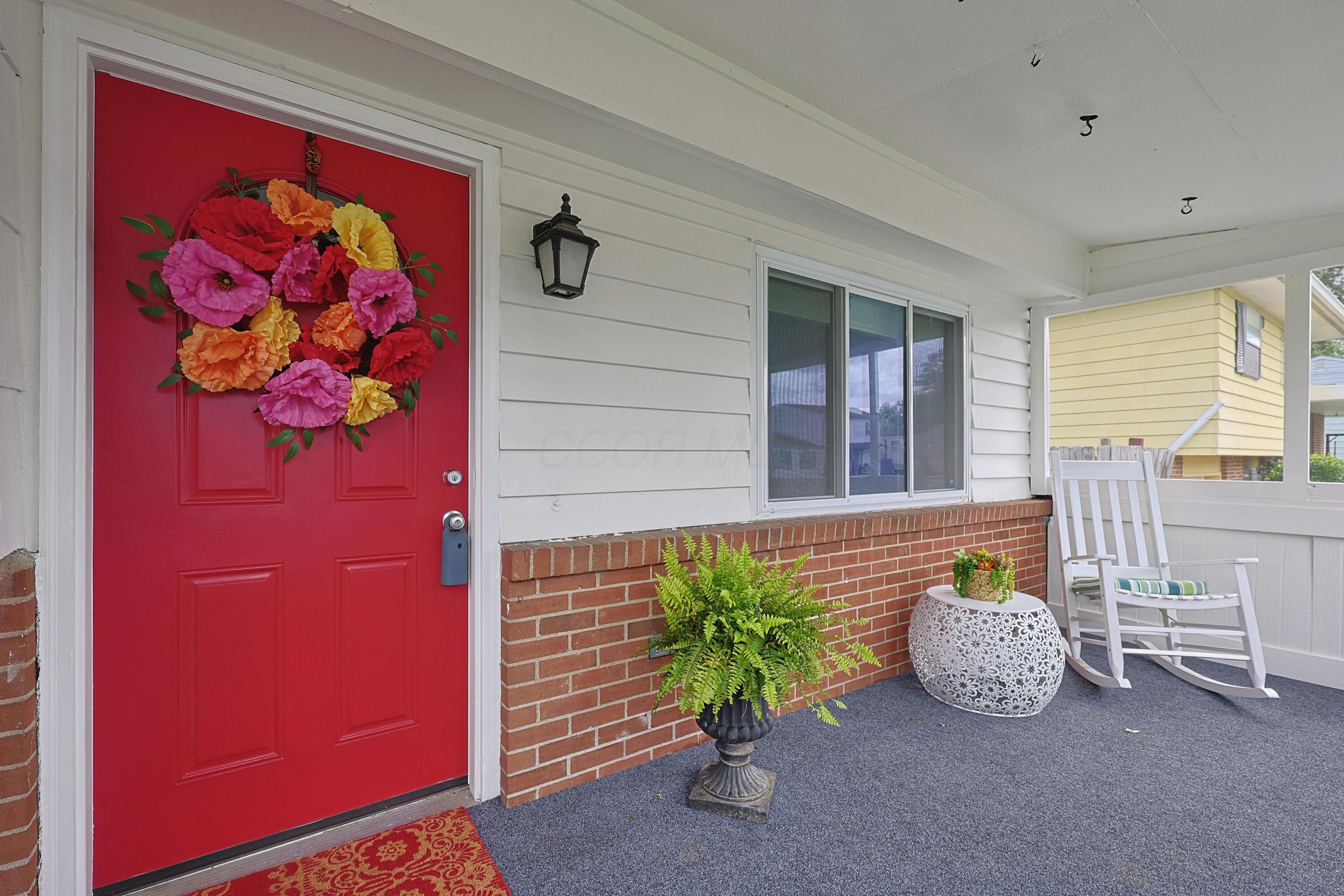 5014 Norcrest Drive Property Photo 6