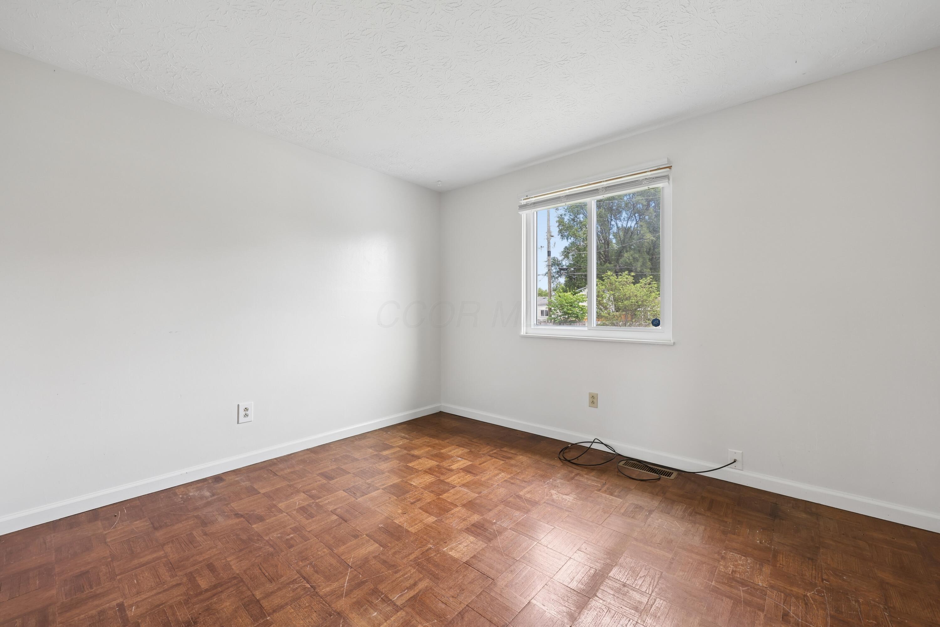 5014 Norcrest Drive Property Photo 17