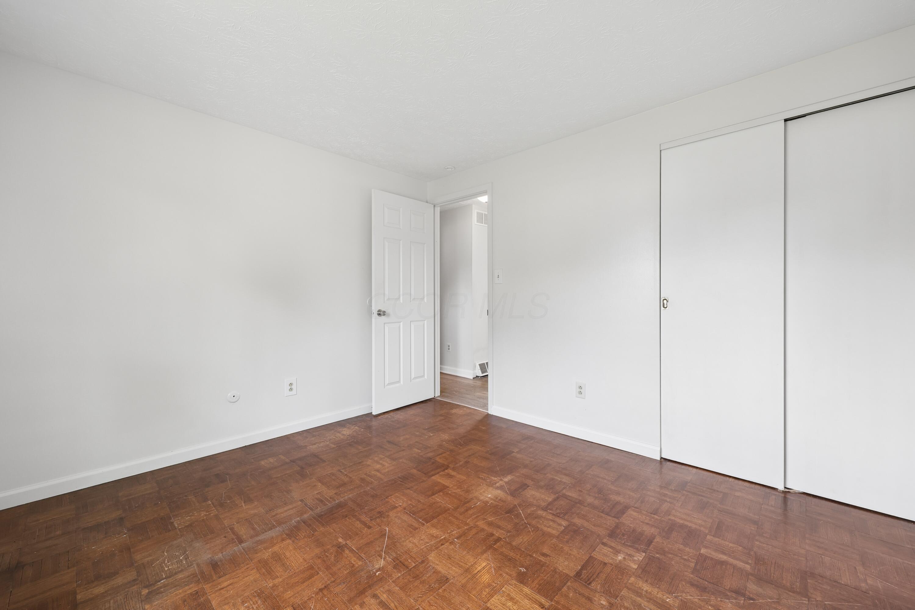 5014 Norcrest Drive Property Photo 18