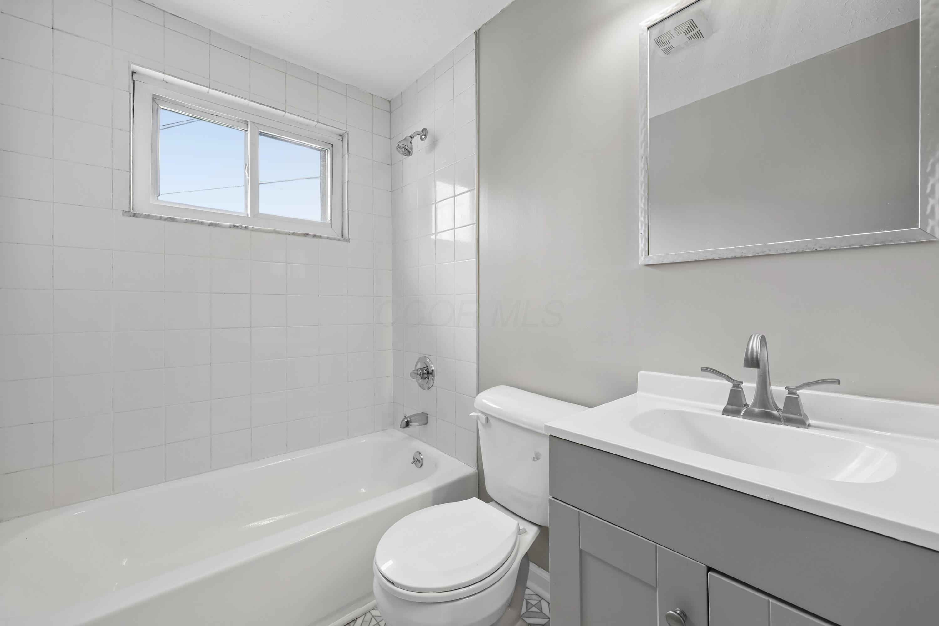 5014 Norcrest Drive Property Photo 23