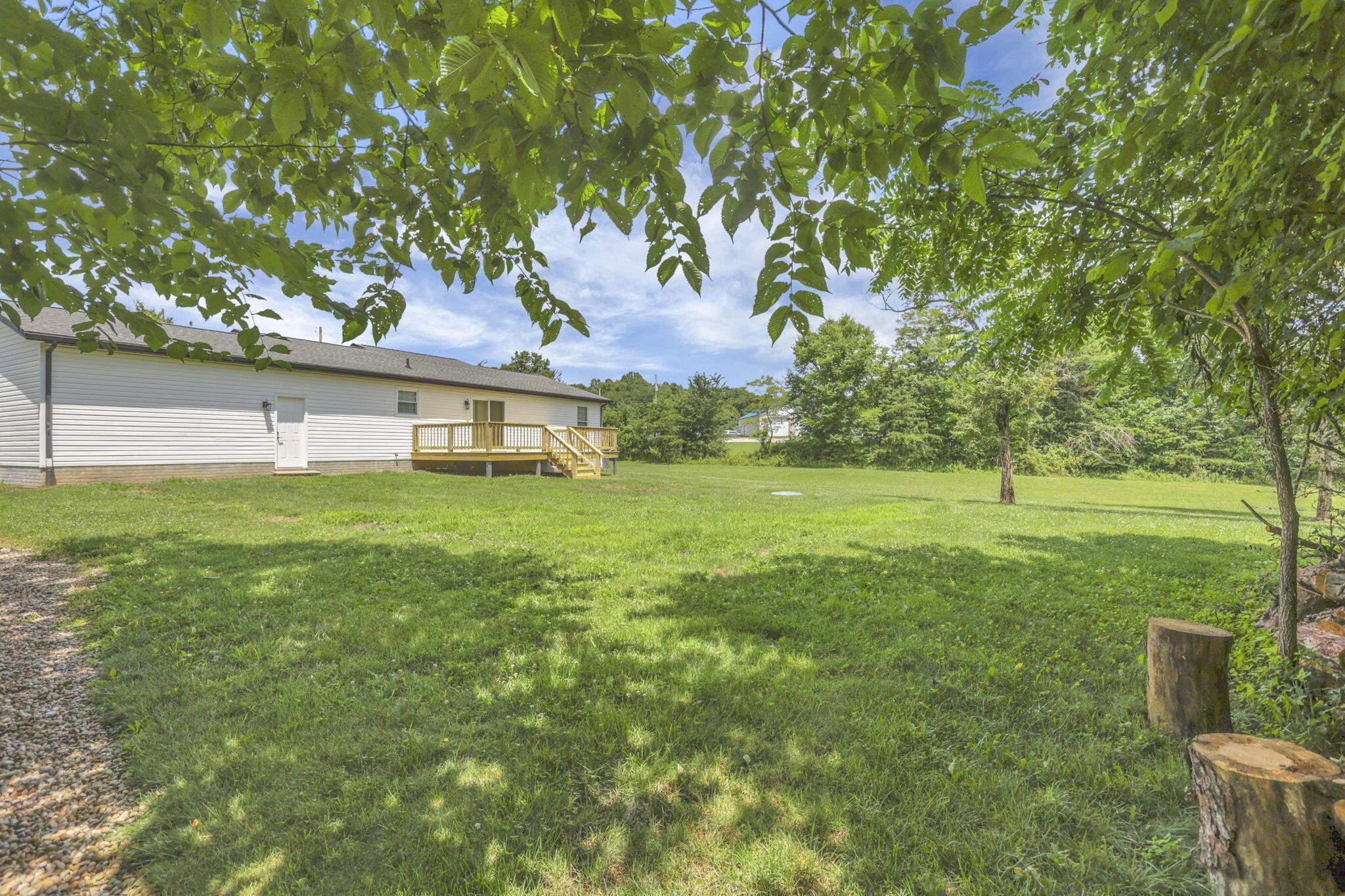 18750 Griffith Road Property Photo 26