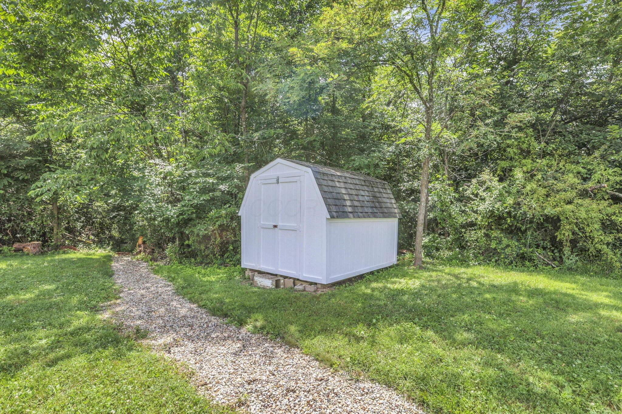 18750 Griffith Road Property Photo 27