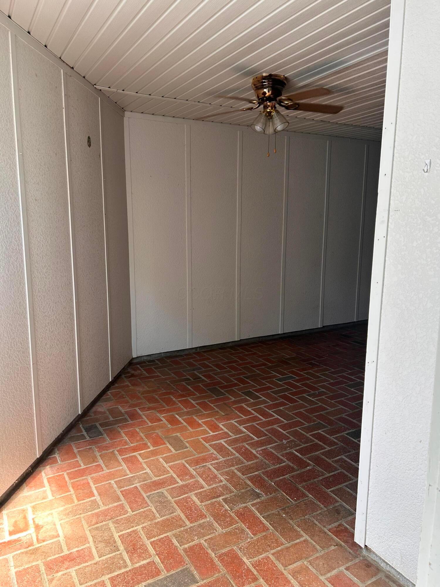 233 Florence Avenue Property Photo 17