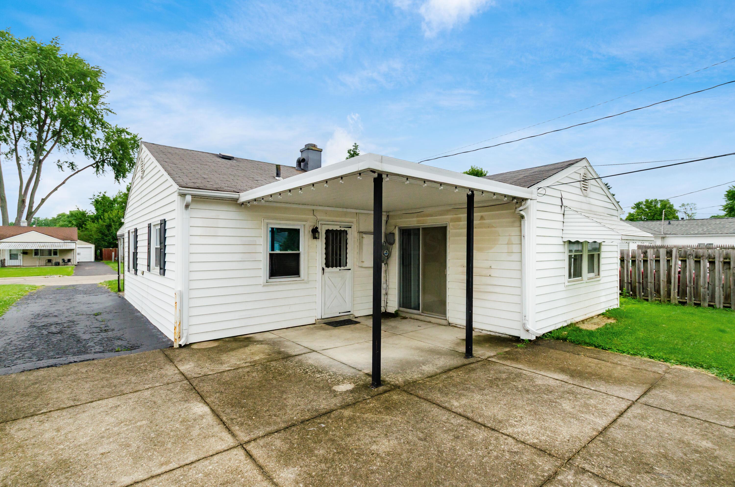 4513 Saint Ann Lane Property Photo 3