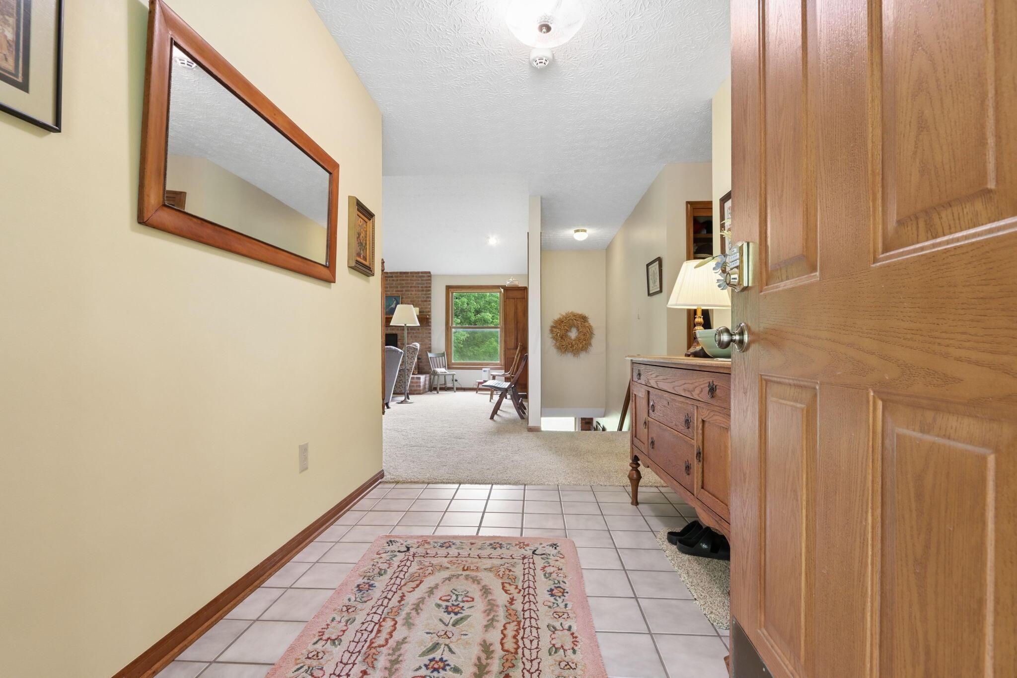 1525 Cole Road Property Photo 8