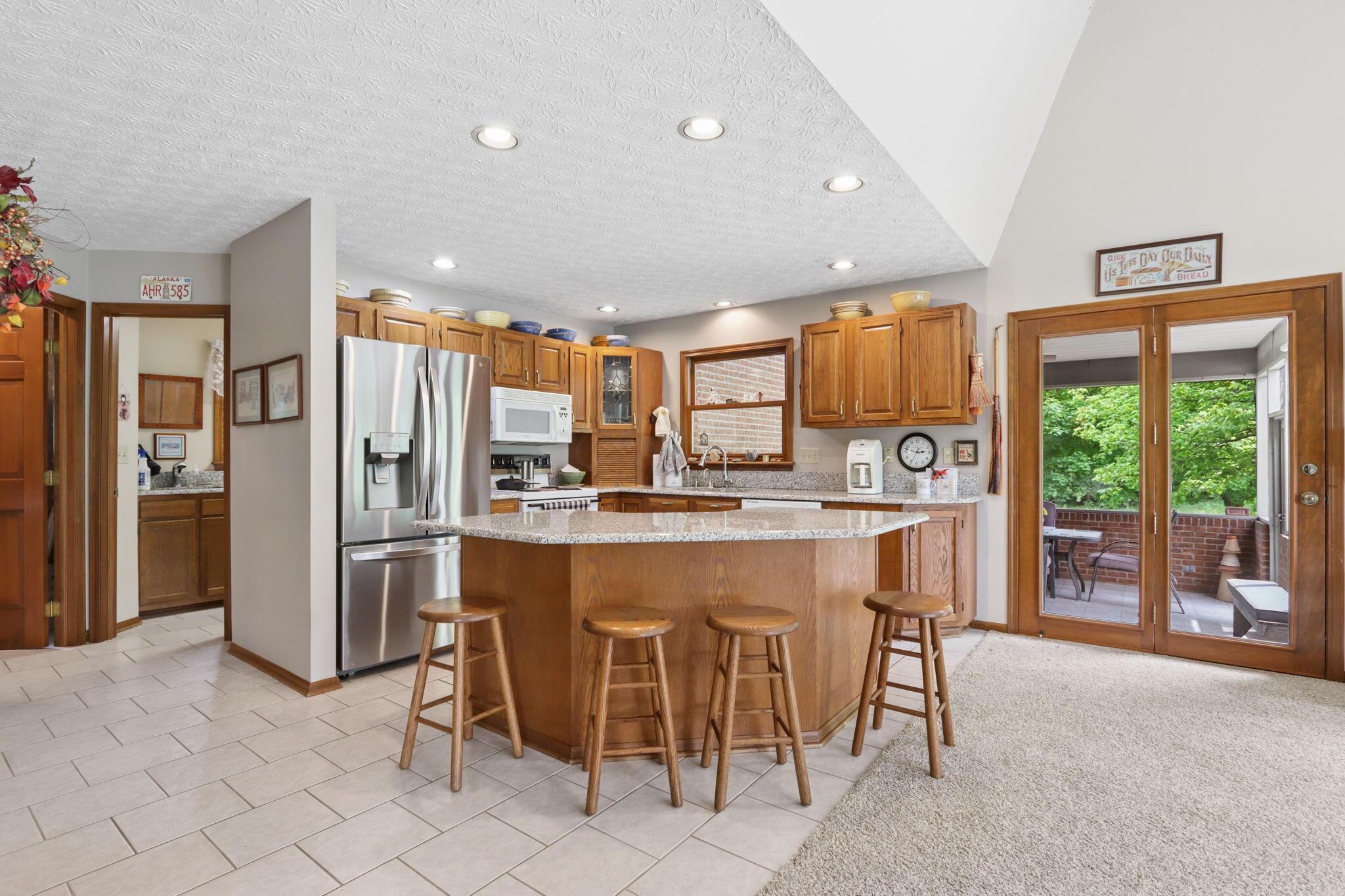 1525 Cole Road Property Photo 14