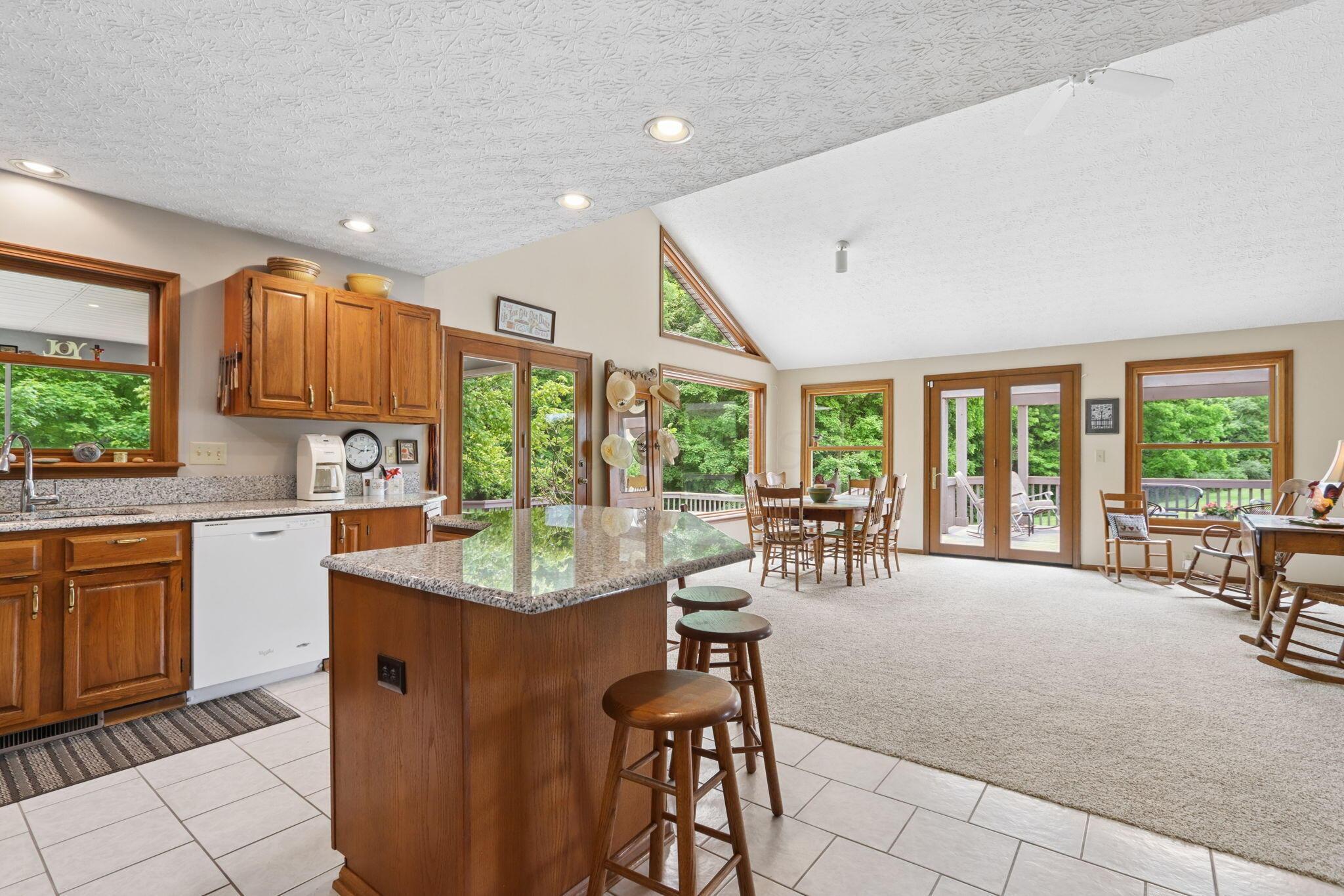 1525 Cole Road Property Photo 17