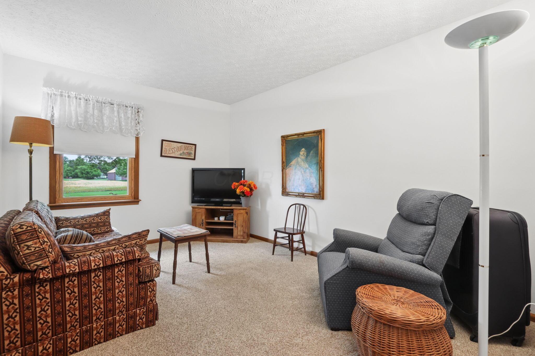 1525 Cole Road Property Photo 26
