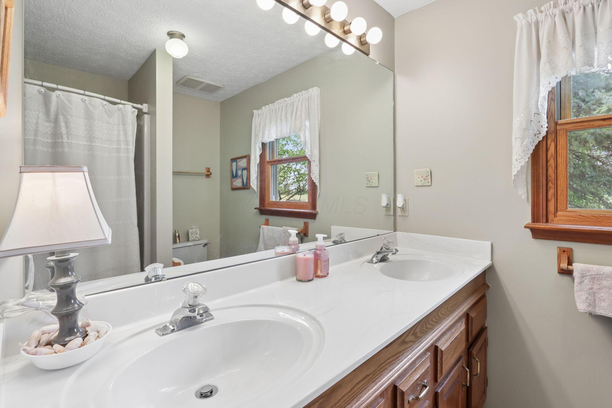 1525 Cole Road Property Photo 30