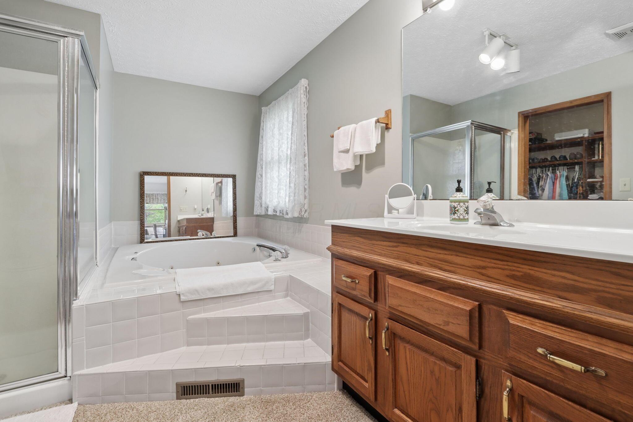 1525 Cole Road Property Photo 34