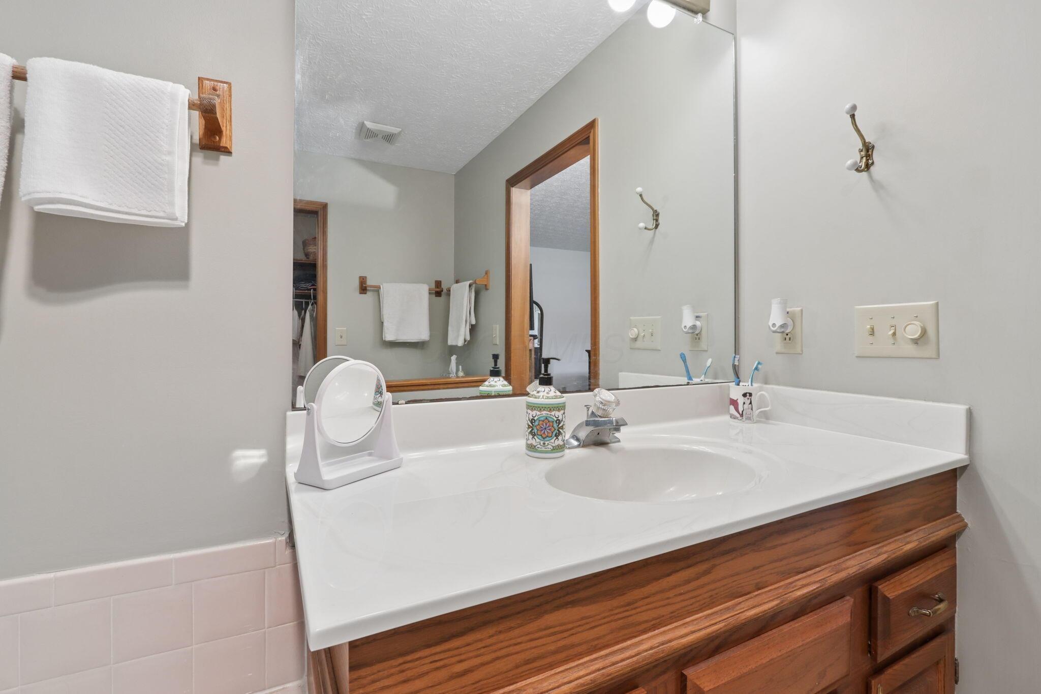 1525 Cole Road Property Photo 35