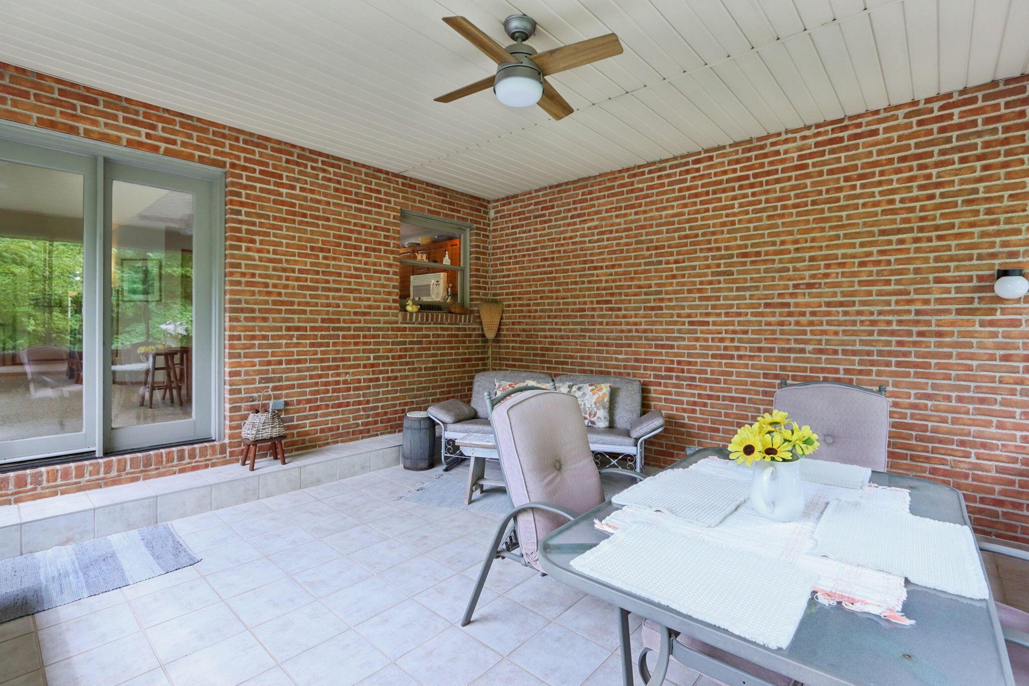 1525 Cole Road Property Photo 54