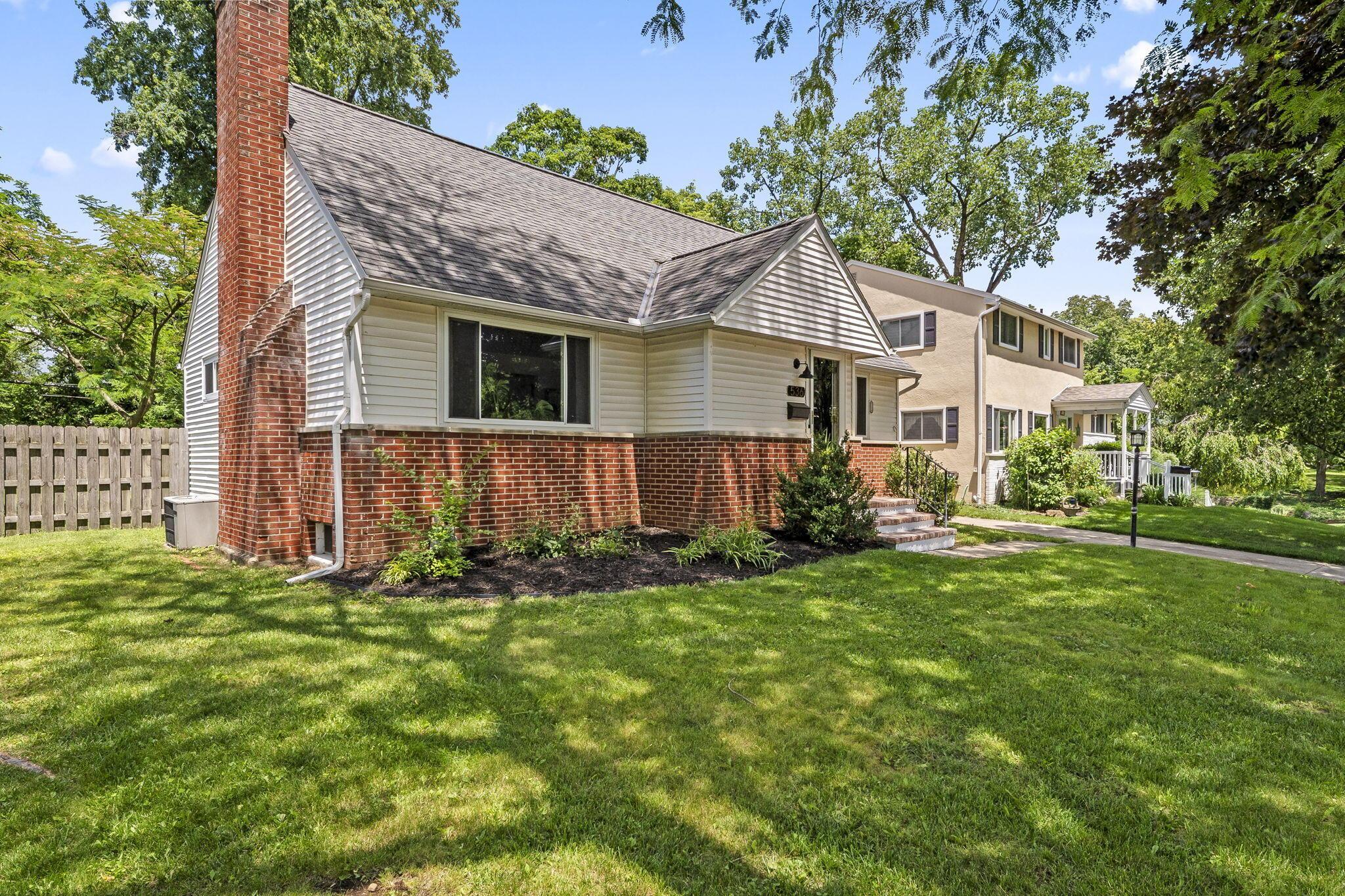 536 E Weisheimer Road Property Photo 4
