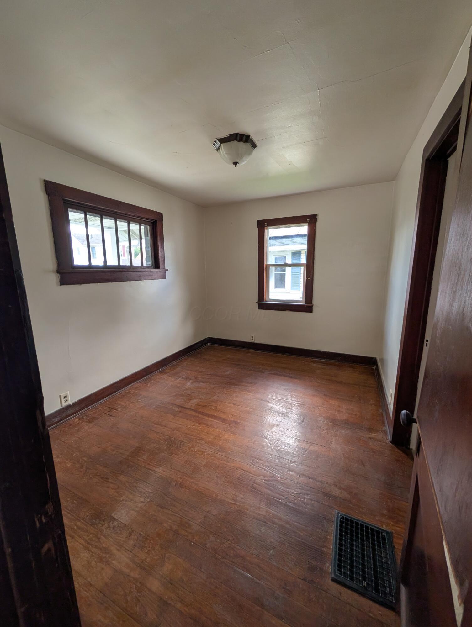 468 Uncapher Avenue Property Photo 6