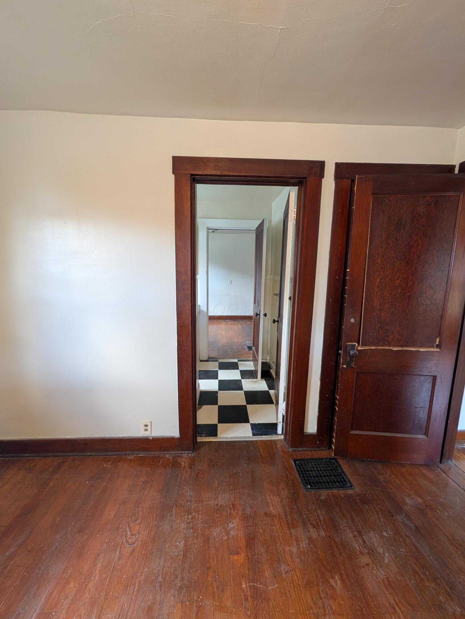 468 Uncapher Avenue Property Photo 8