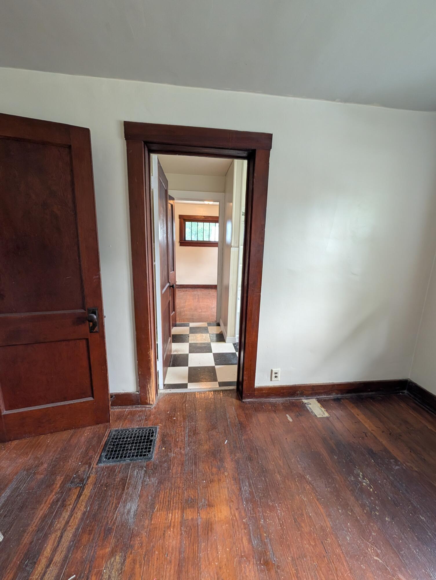 468 Uncapher Avenue Property Photo 10