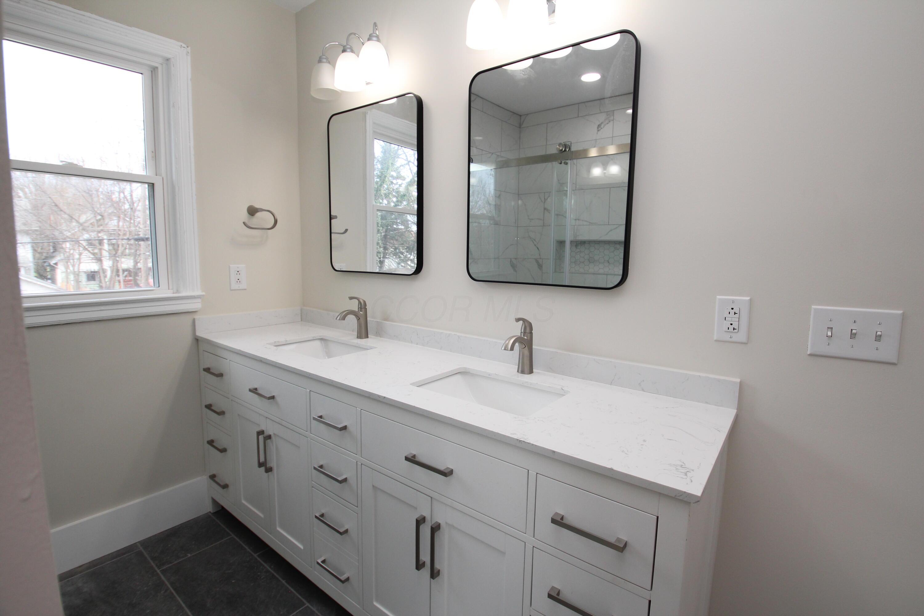 711 Berkeley Road Property Photo 17