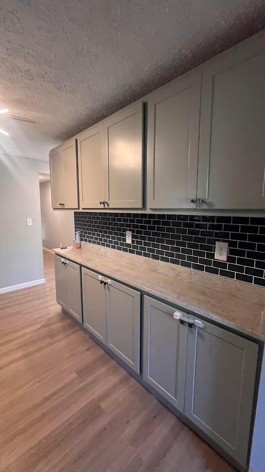 2880 Bulen Avenue Property Photo 10