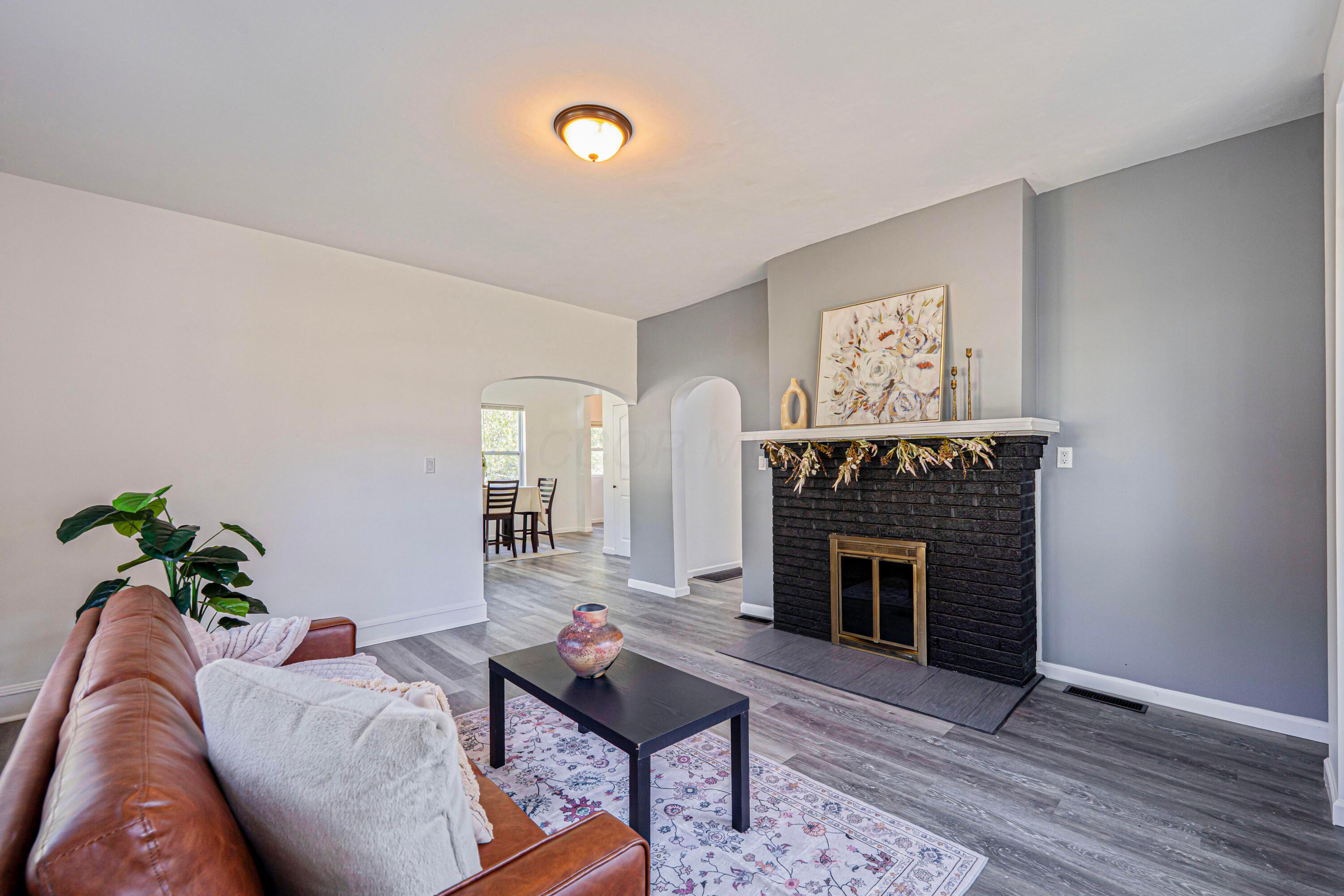 100 Wilson Avenue Property Photo 3