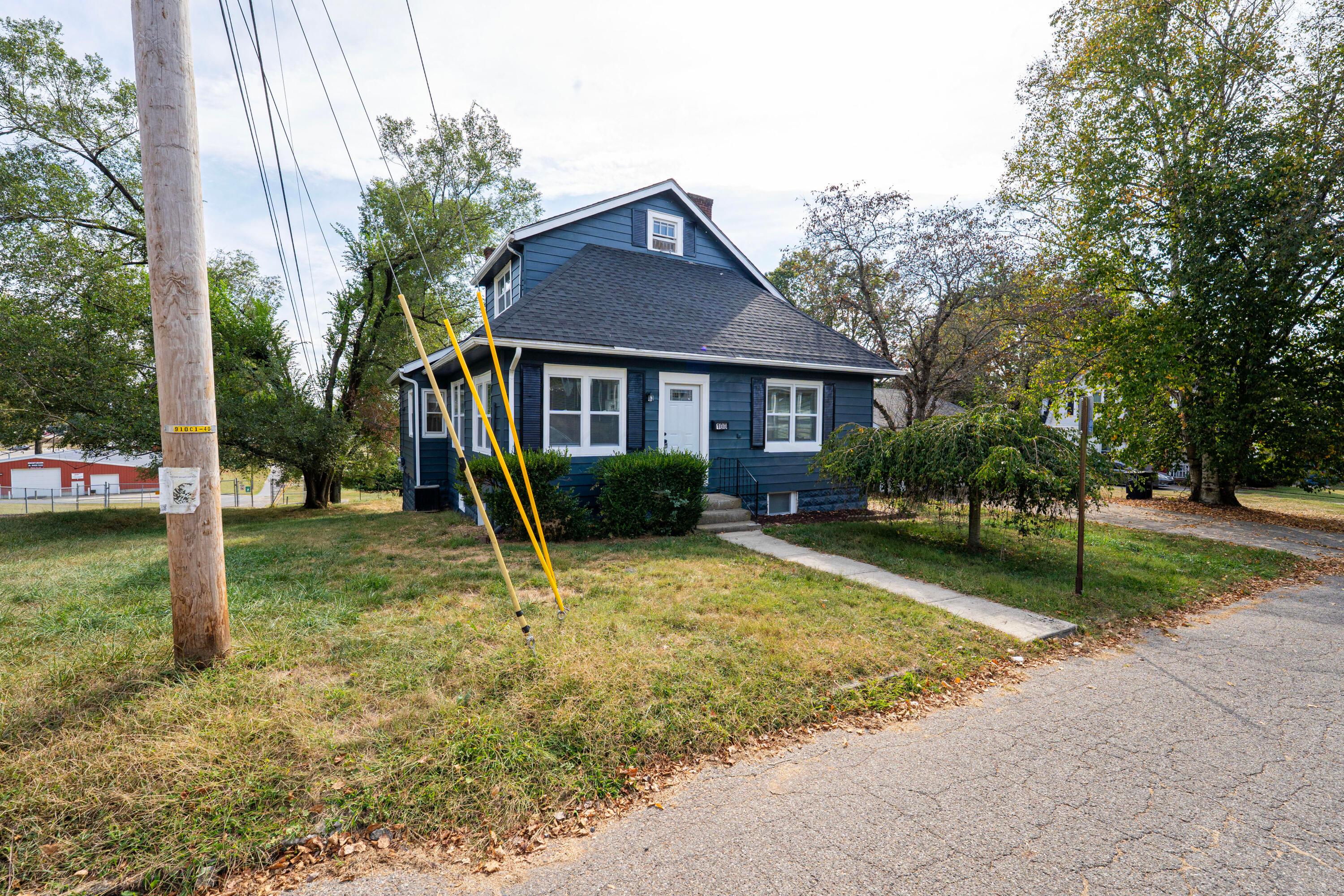 100 Wilson Avenue Property Photo 5