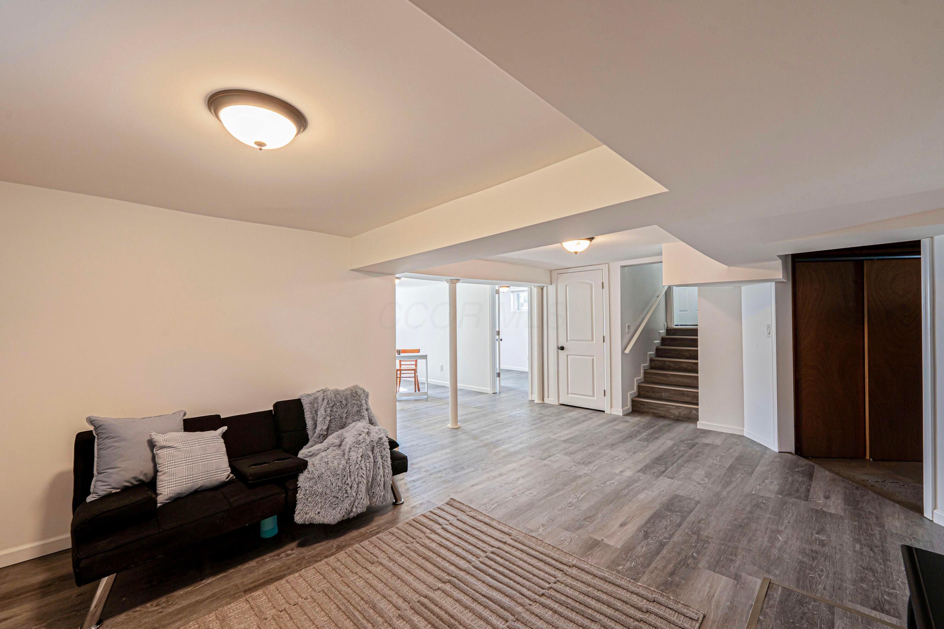 100 Wilson Avenue Property Photo 18