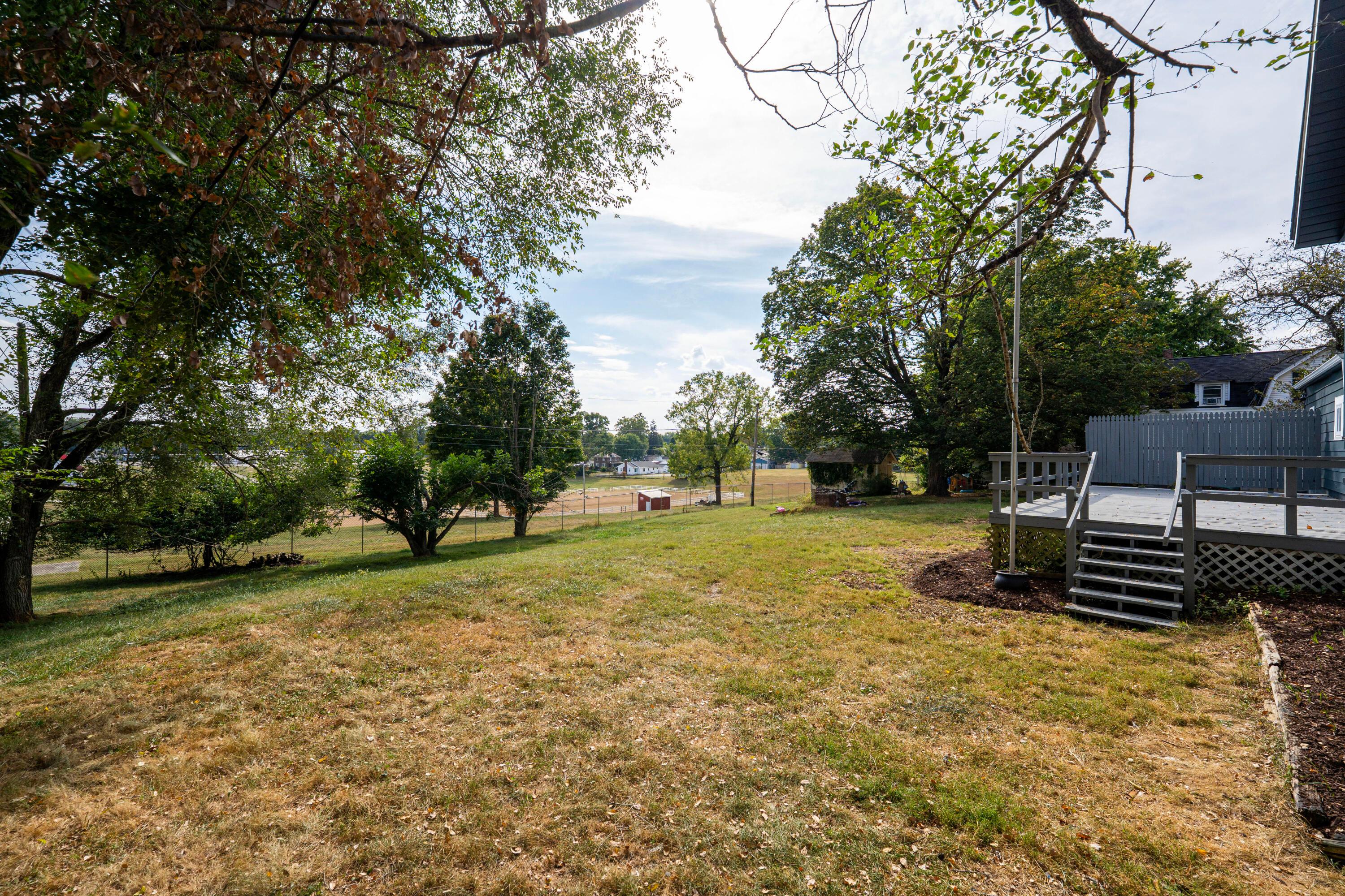 100 Wilson Avenue Property Photo 21