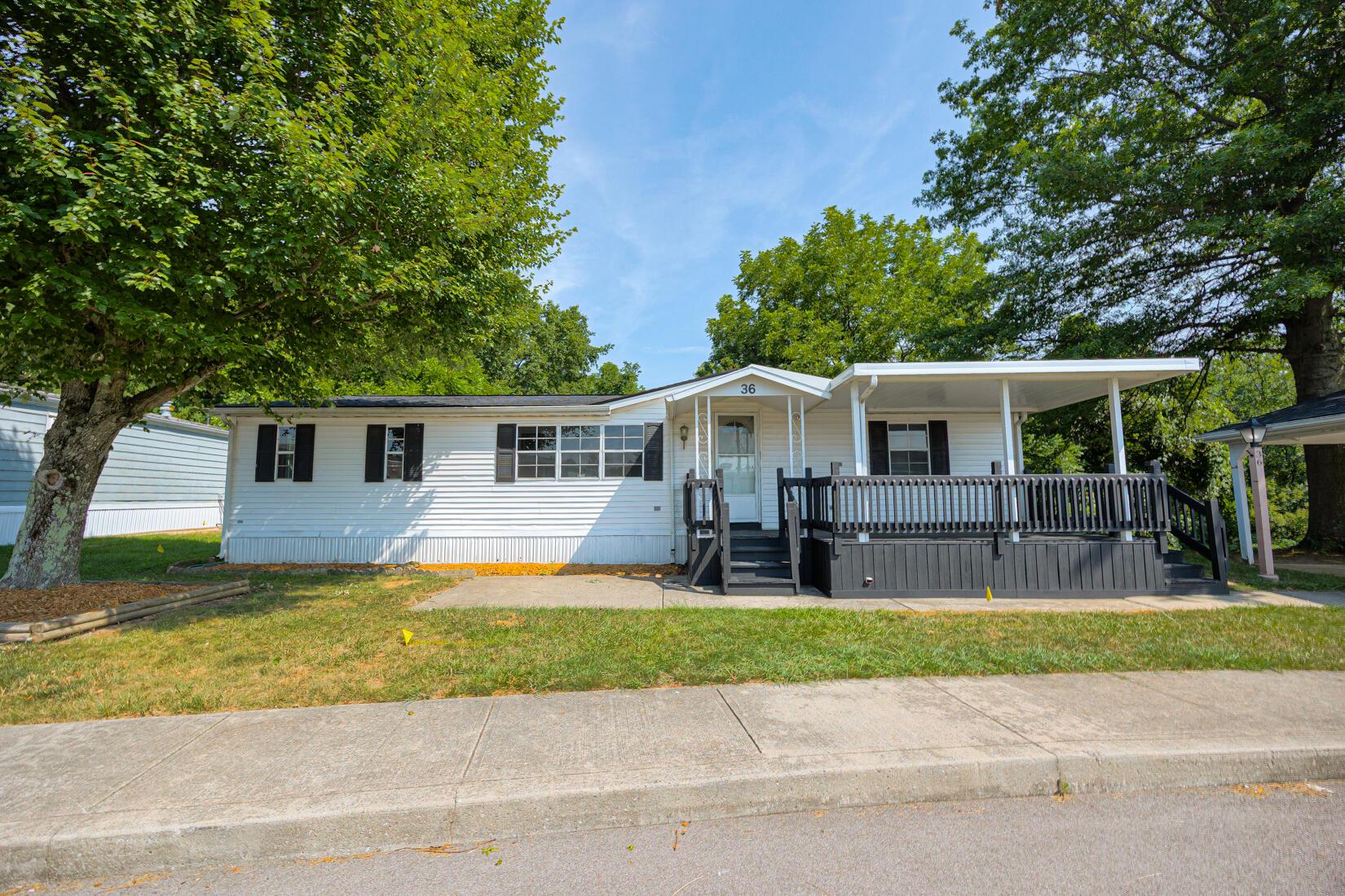36 Ravine Ridge Drive Property Photo 5