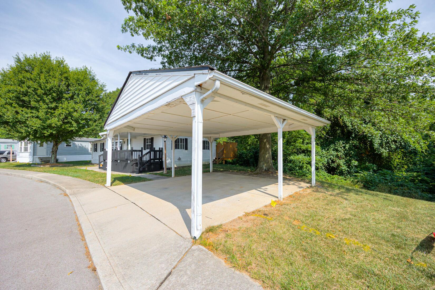 36 Ravine Ridge Drive Property Photo 9