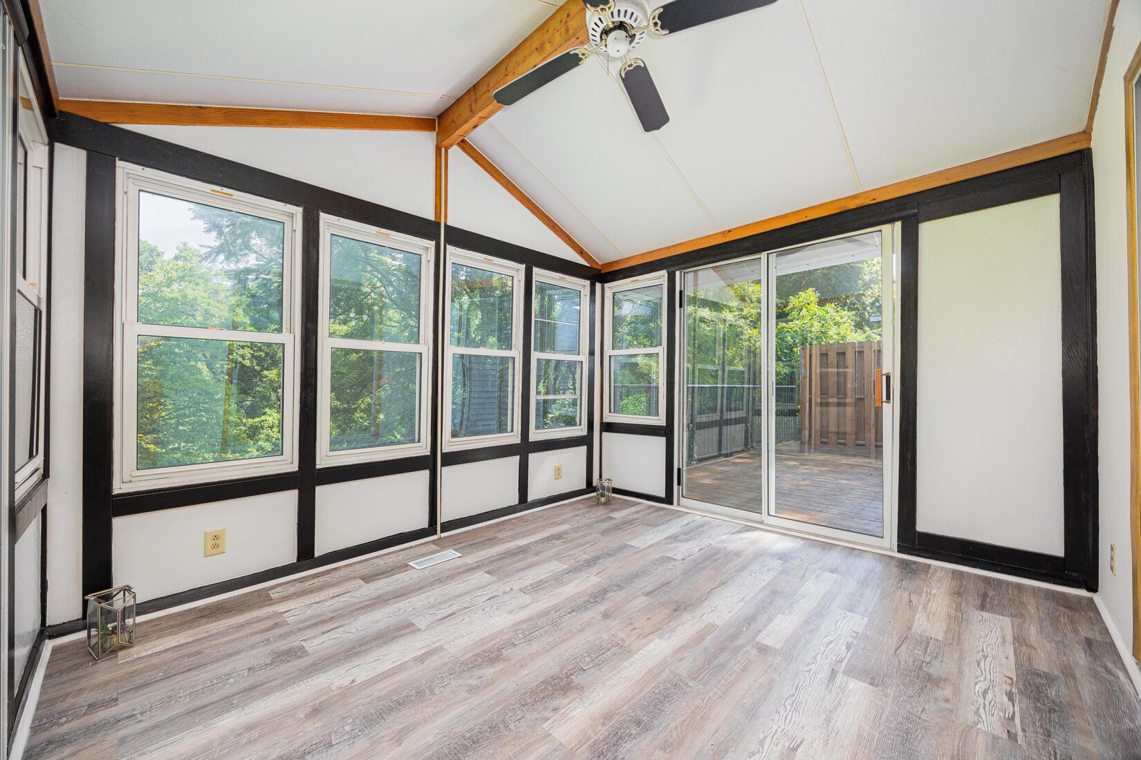 36 Ravine Ridge Drive Property Photo 22