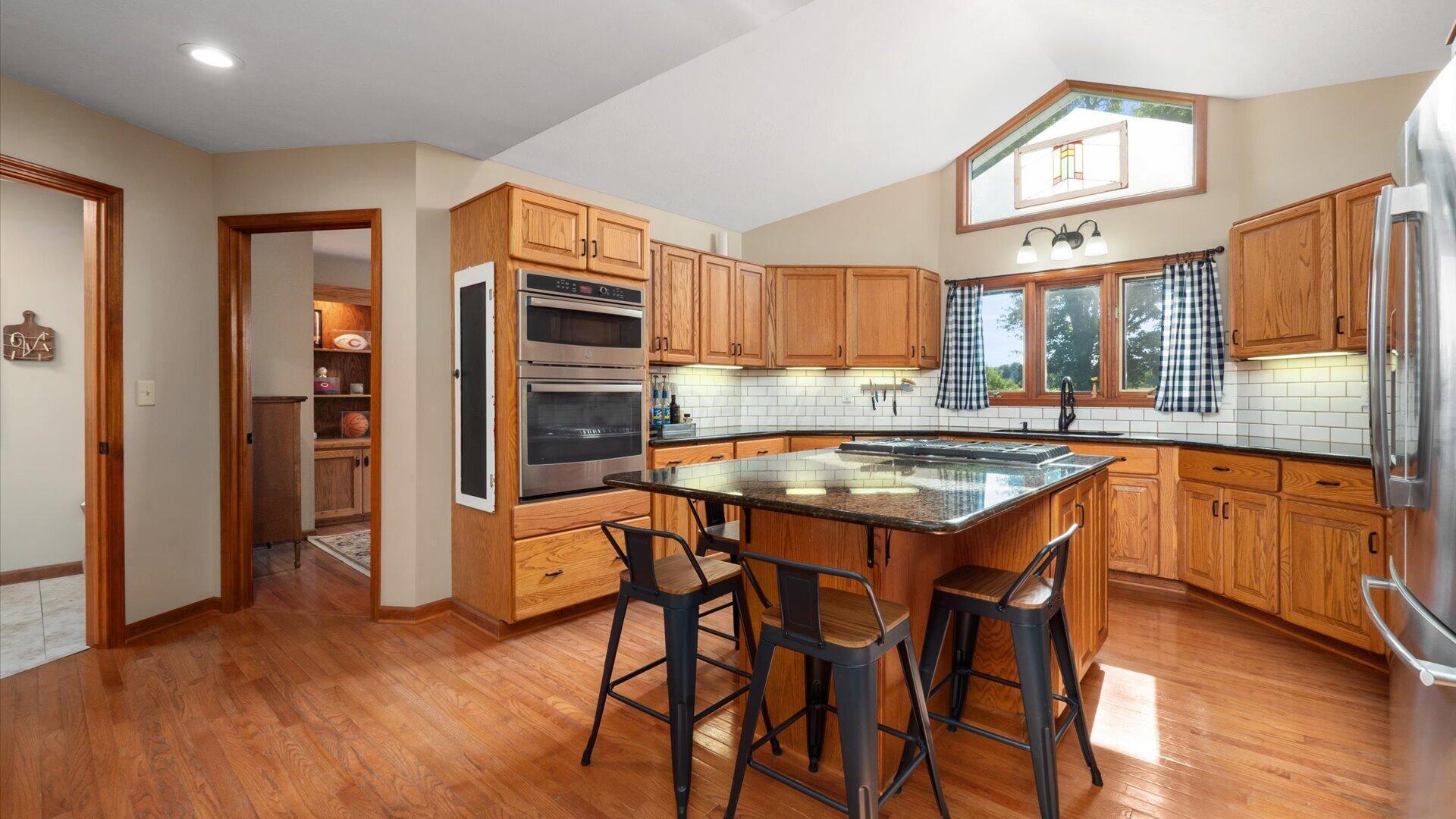 7310 Stemen Road Property Photo 10