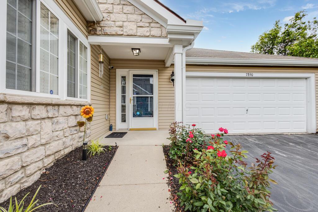 7890 Beamish Way, 9d Property Photo 3