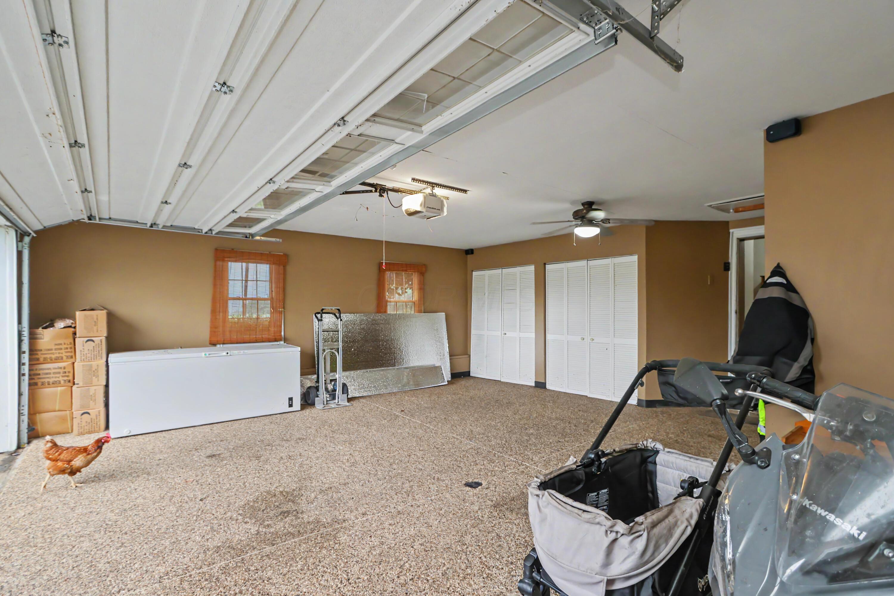 2444 Kings Corners Road E Property Photo 28