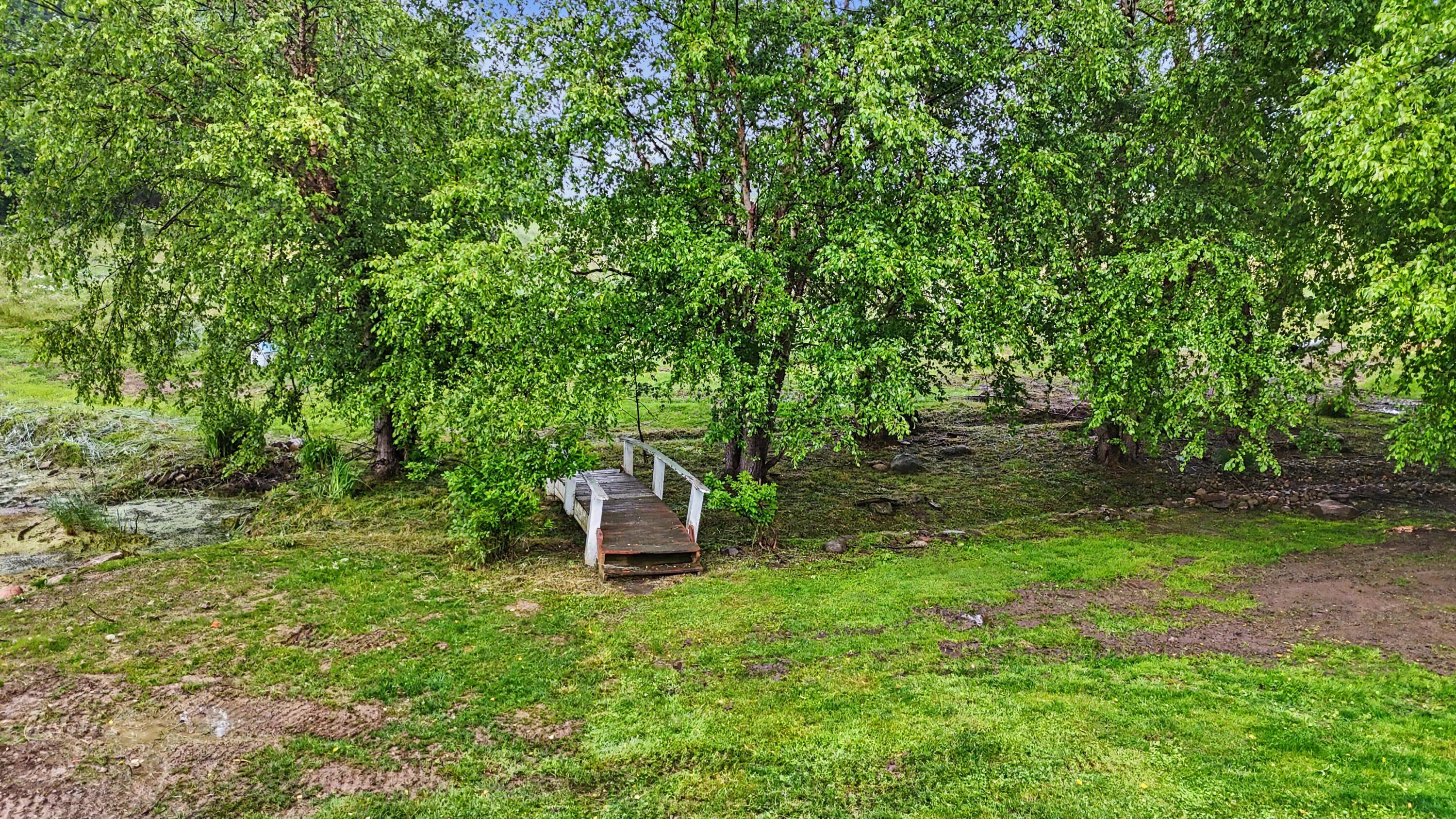 2444 Kings Corners Road E Property Photo 72