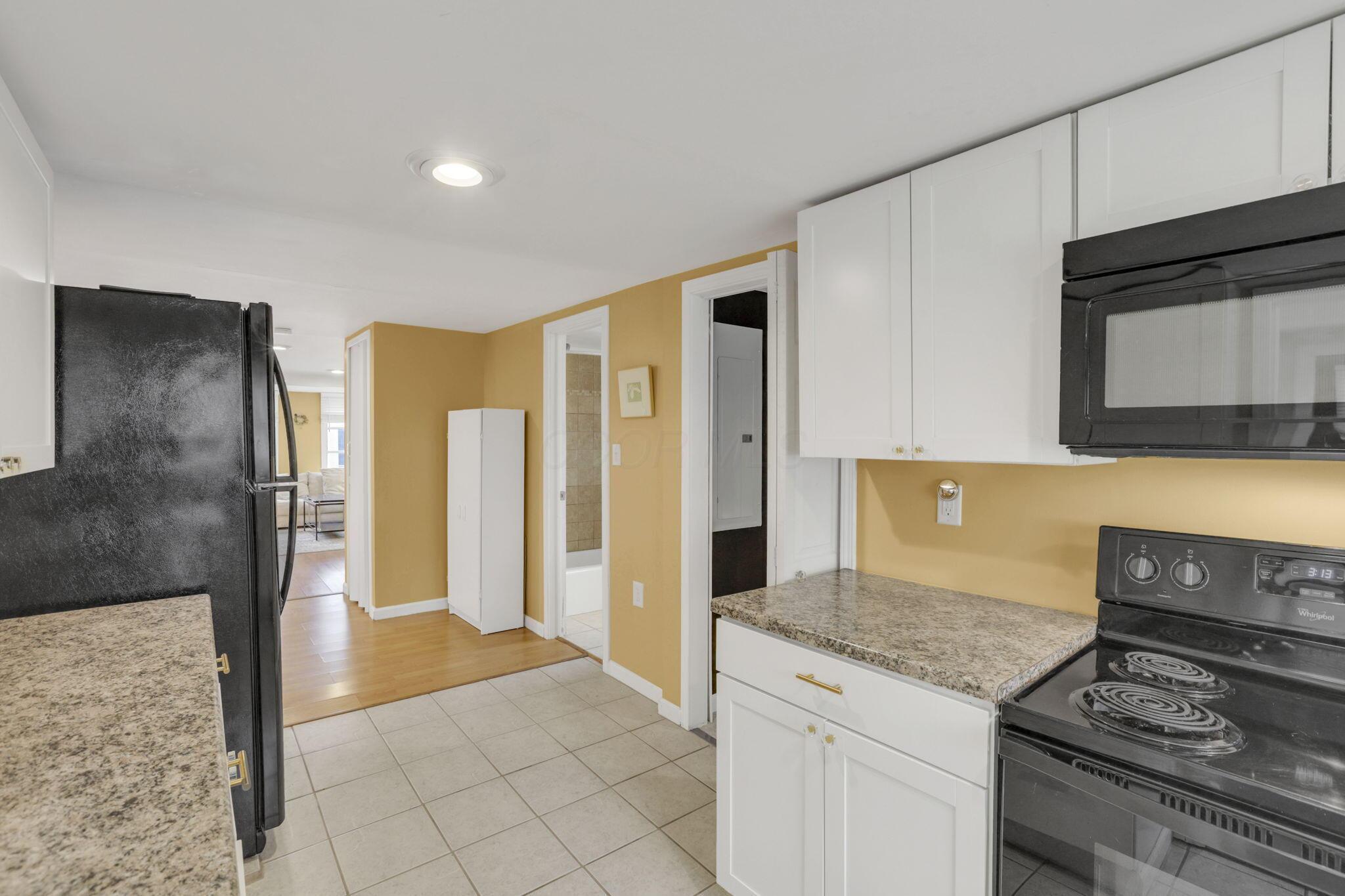 8 1st Street Property Photo 14