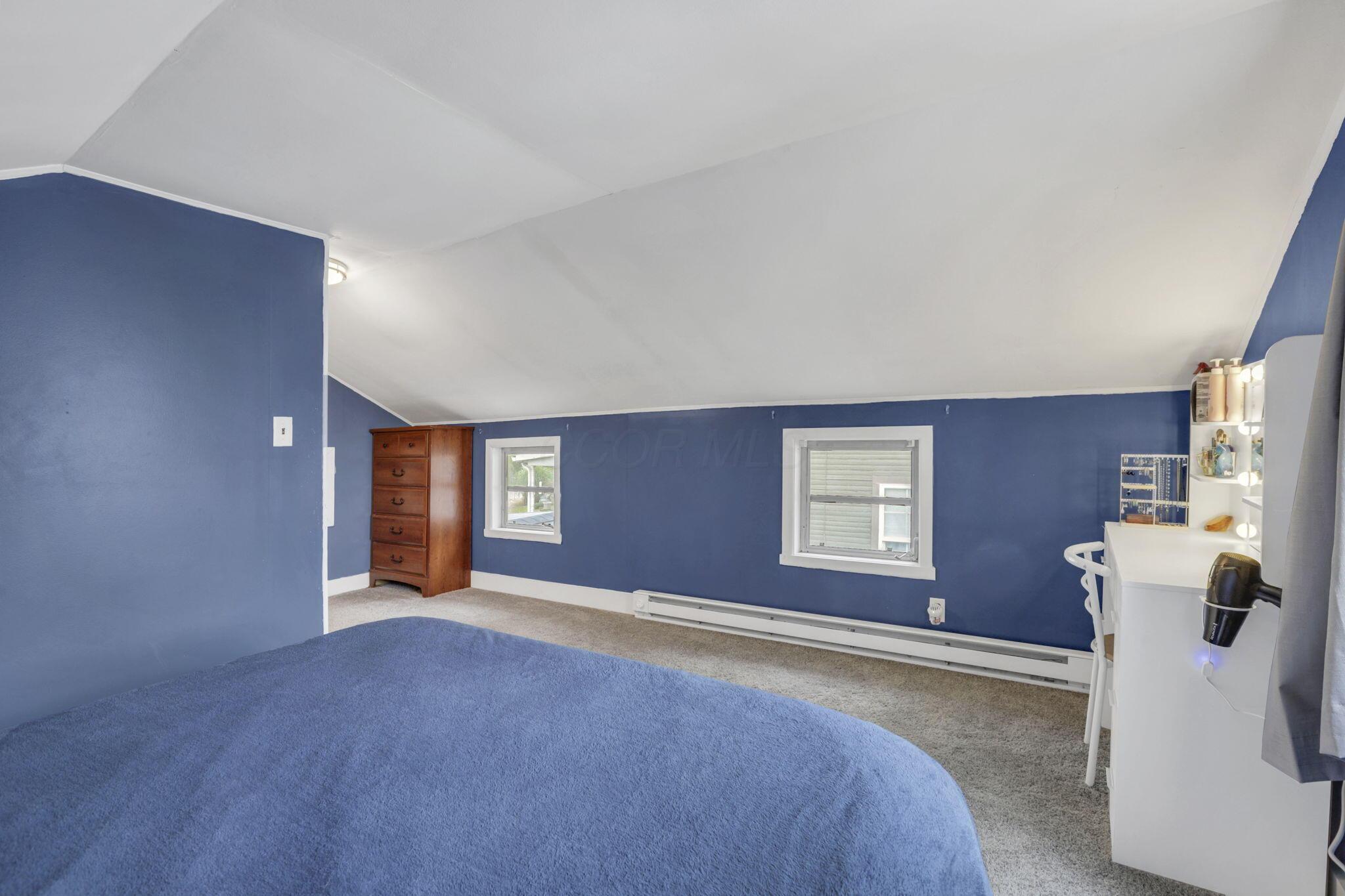8 1st Street Property Photo 19