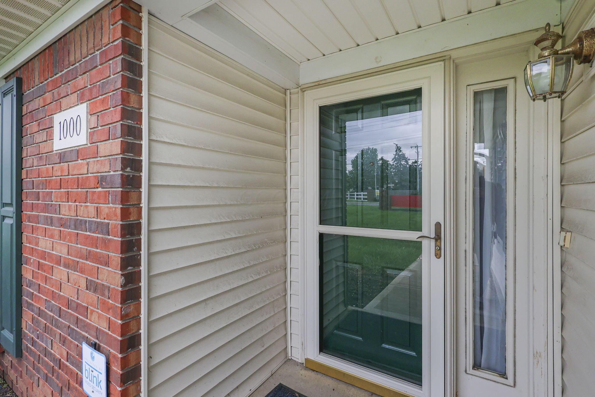1000 Oak Bay Drive Property Photo 4
