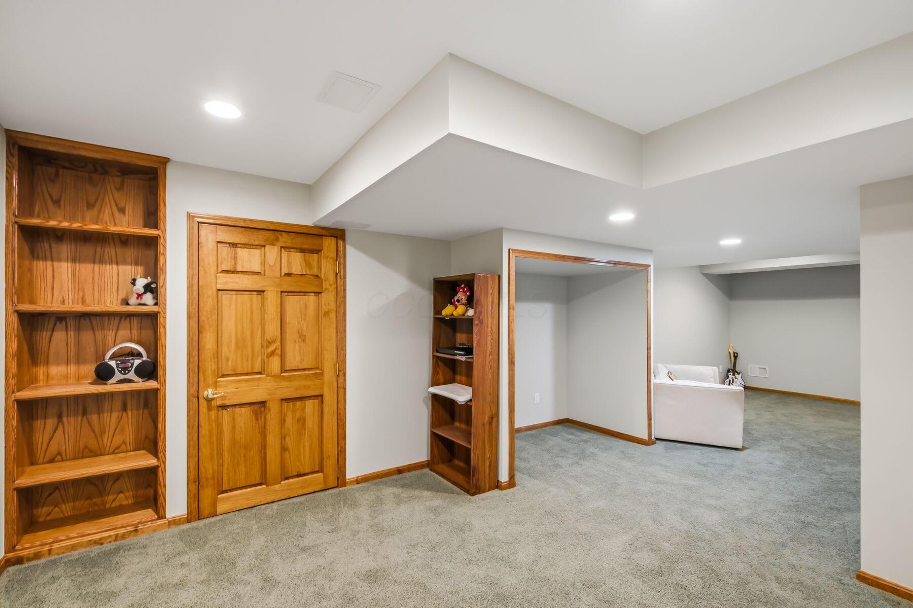 145 Valley Run Drive Property Photo 37