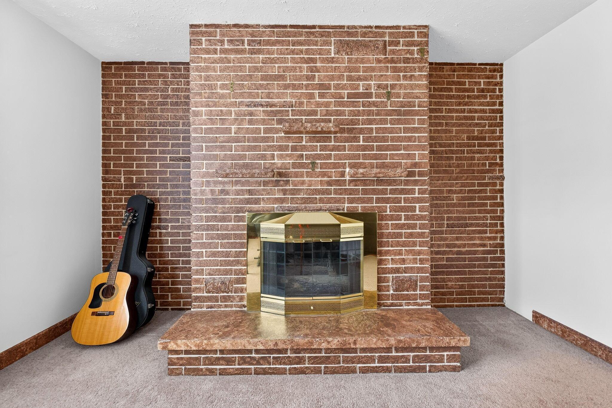 925 Collins Avenue Property Photo 10