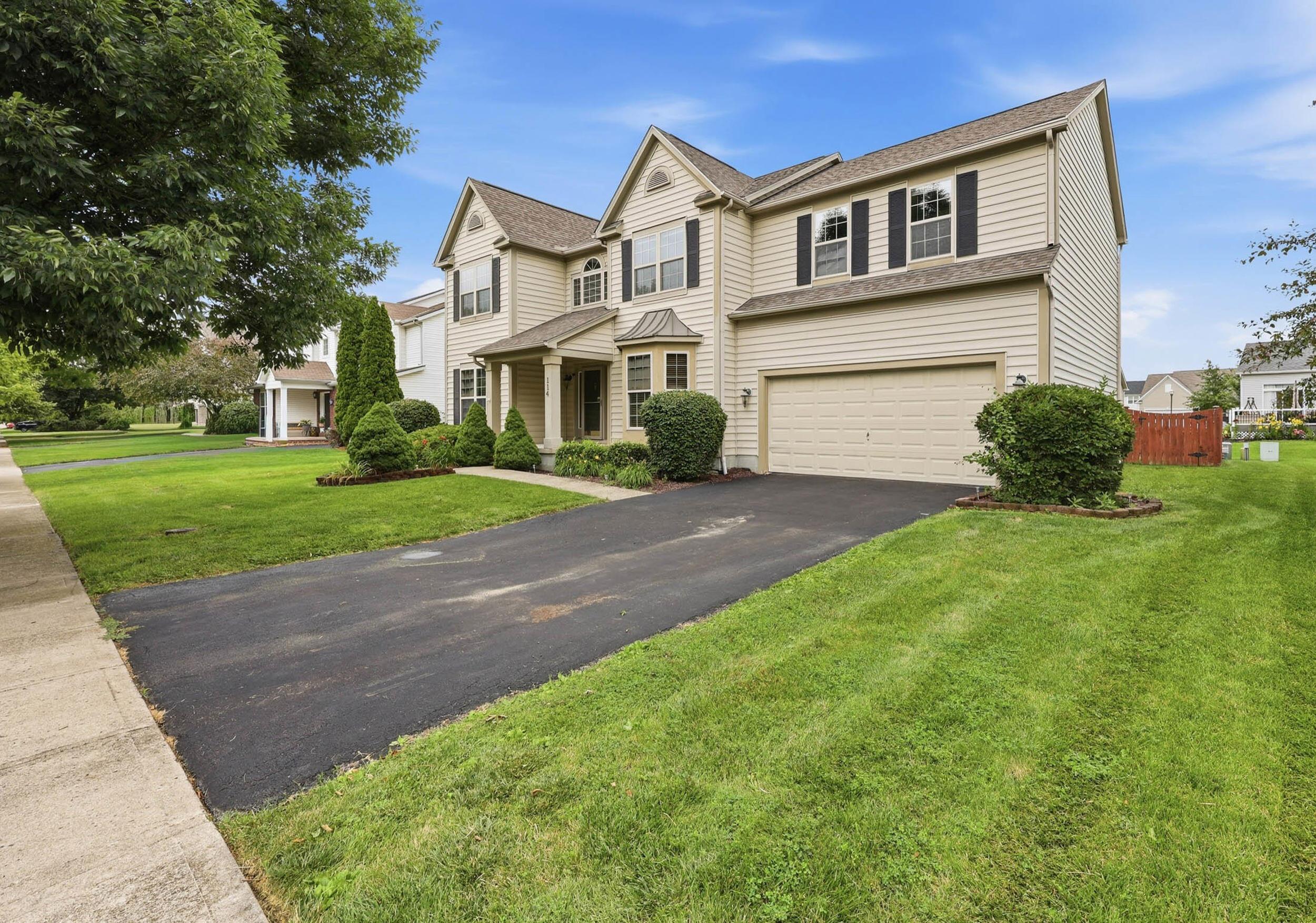 114 Diverston Way Property Photo 3
