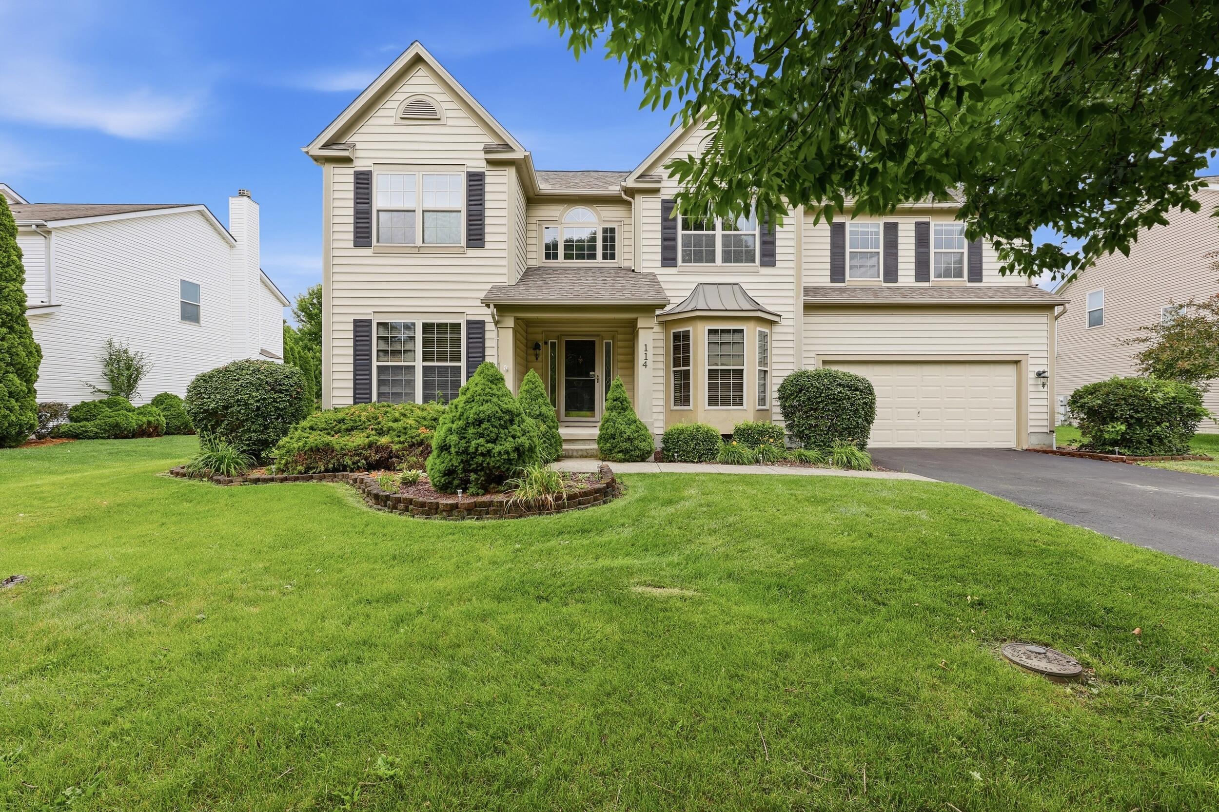 114 Diverston Way Property Photo 4
