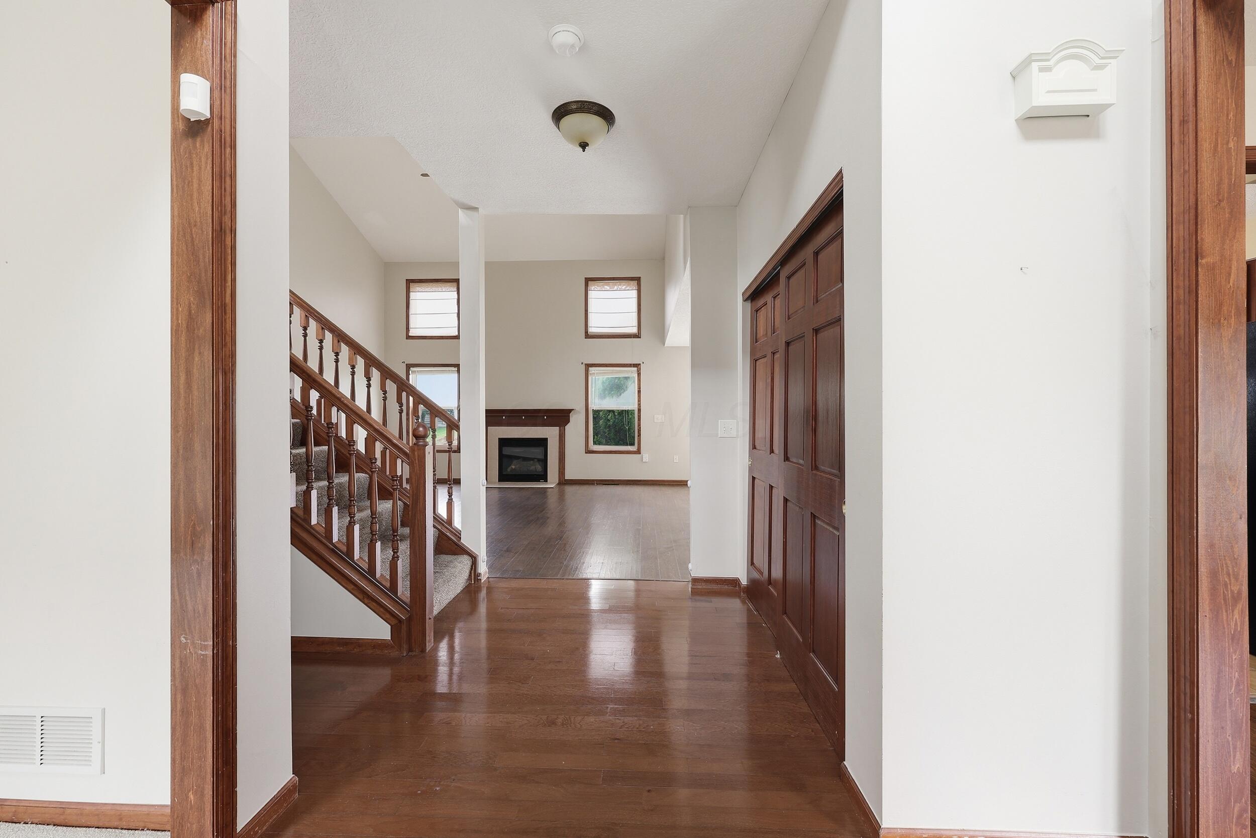 114 Diverston Way Property Photo 7