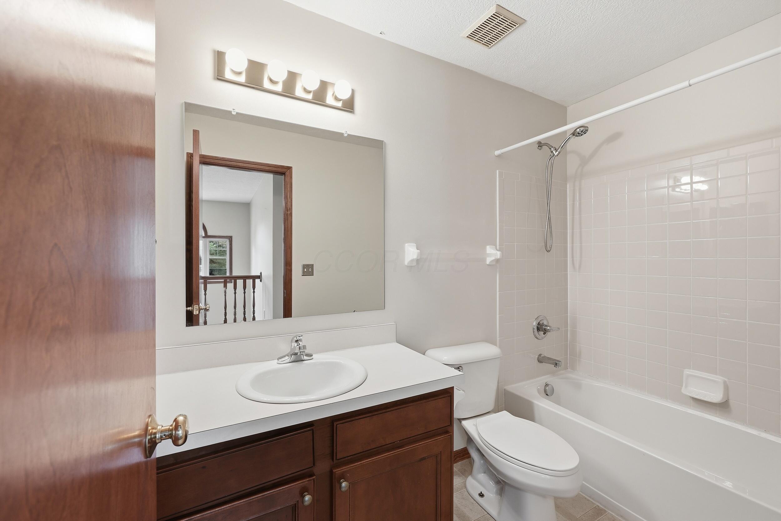 114 Diverston Way Property Photo 23