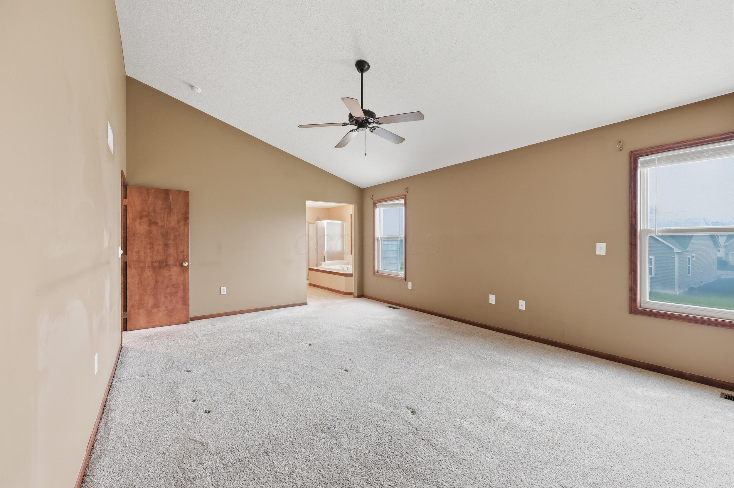 114 Diverston Way Property Photo 28