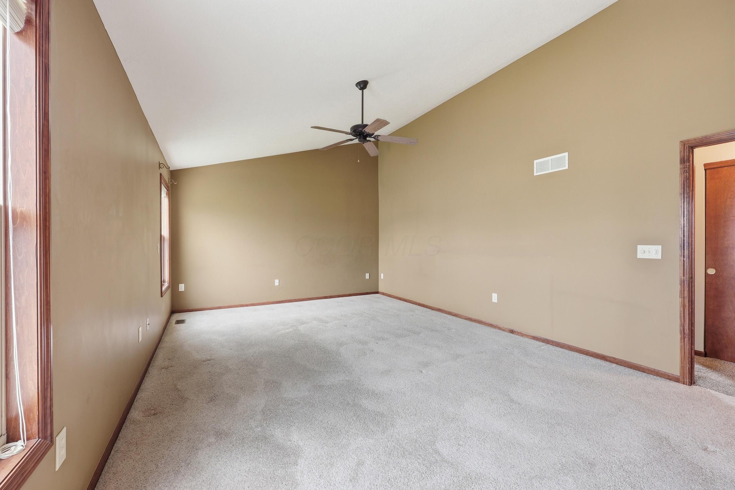 114 Diverston Way Property Photo 29