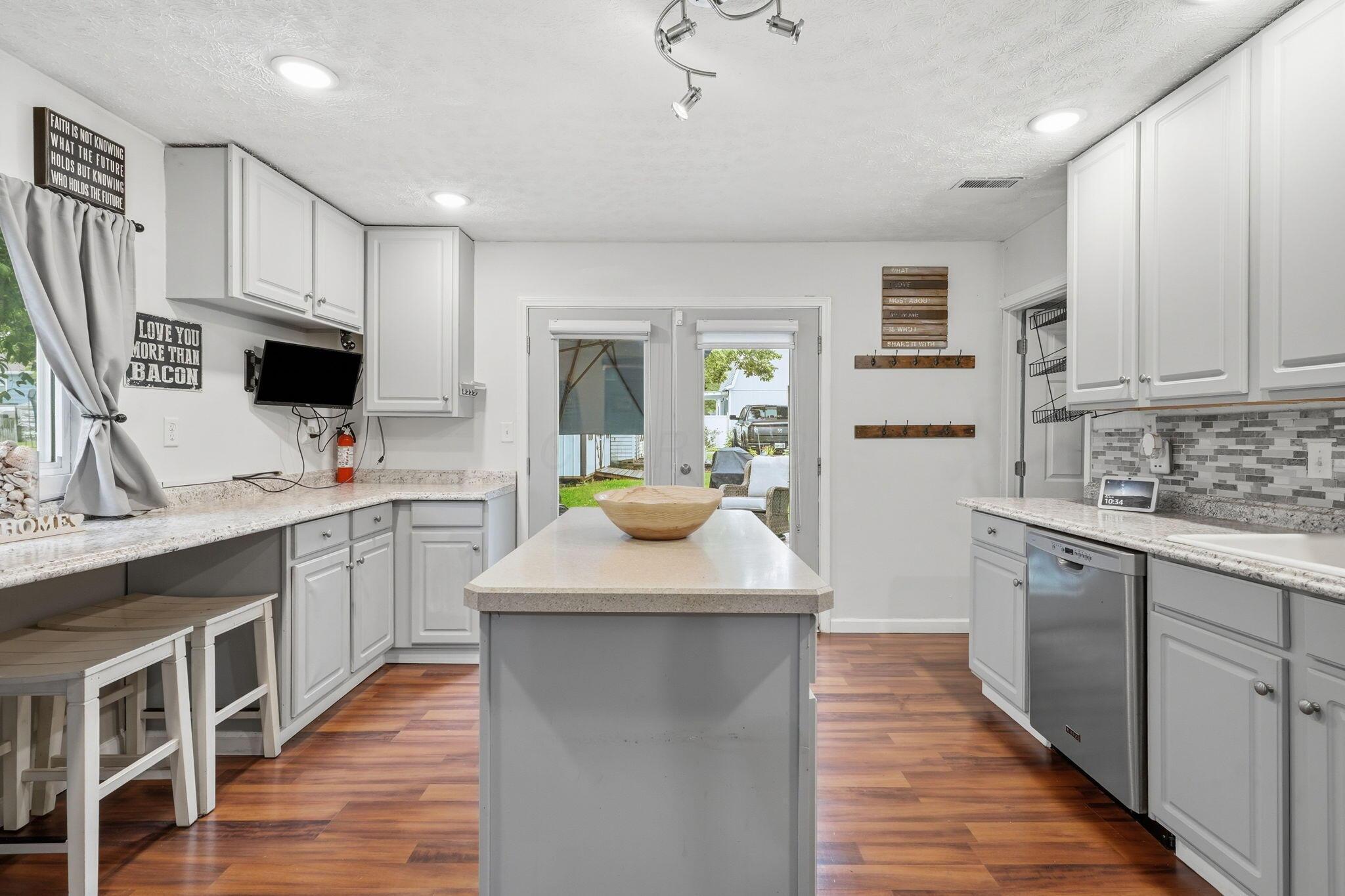 603 Dunlap Street Property Photo 14