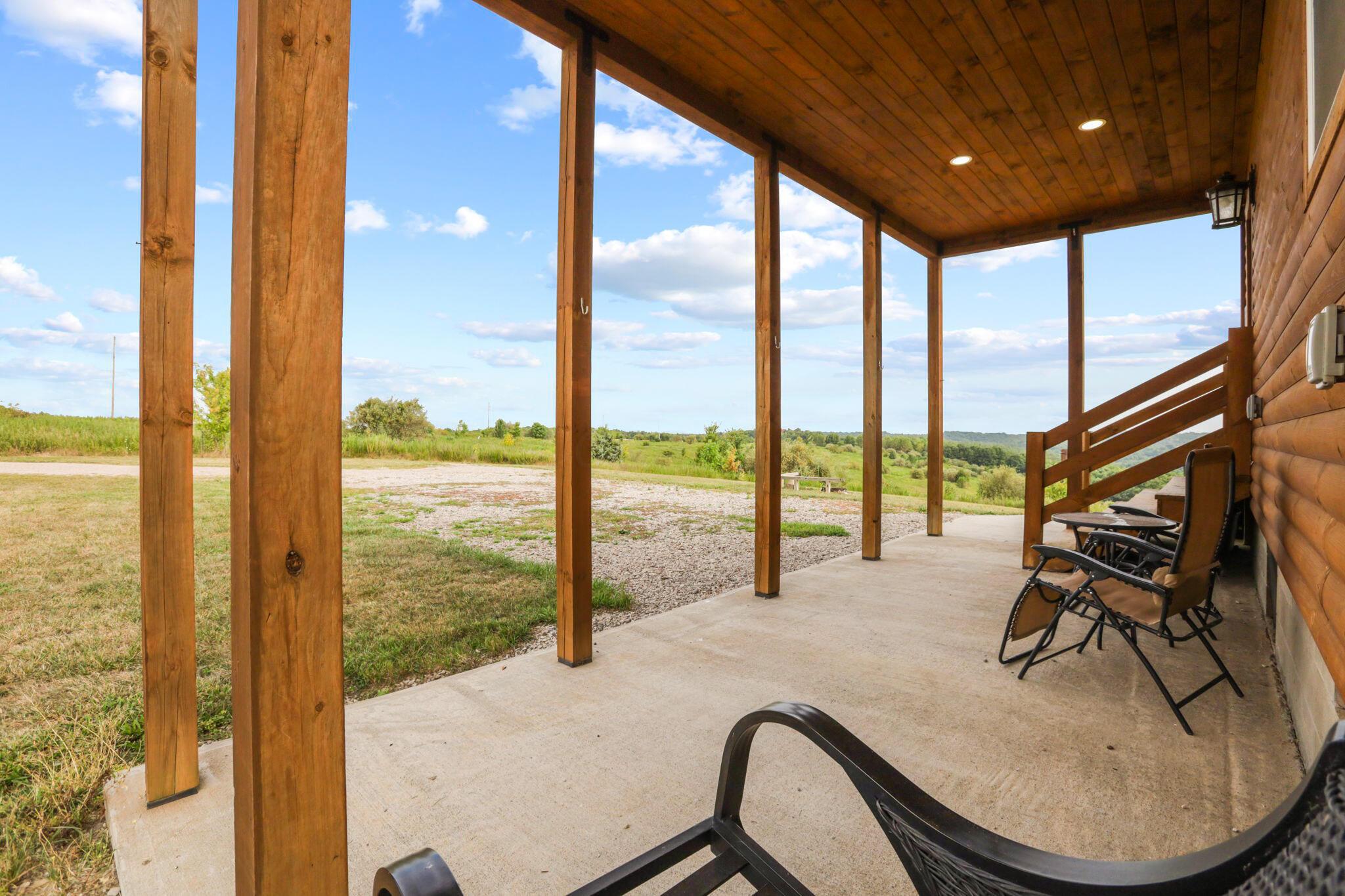 39714 Carr Ridge Road Property Photo 5