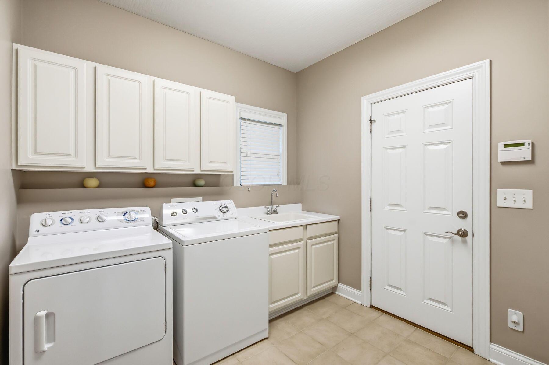 8600 Coldwater Drive Property Photo 17