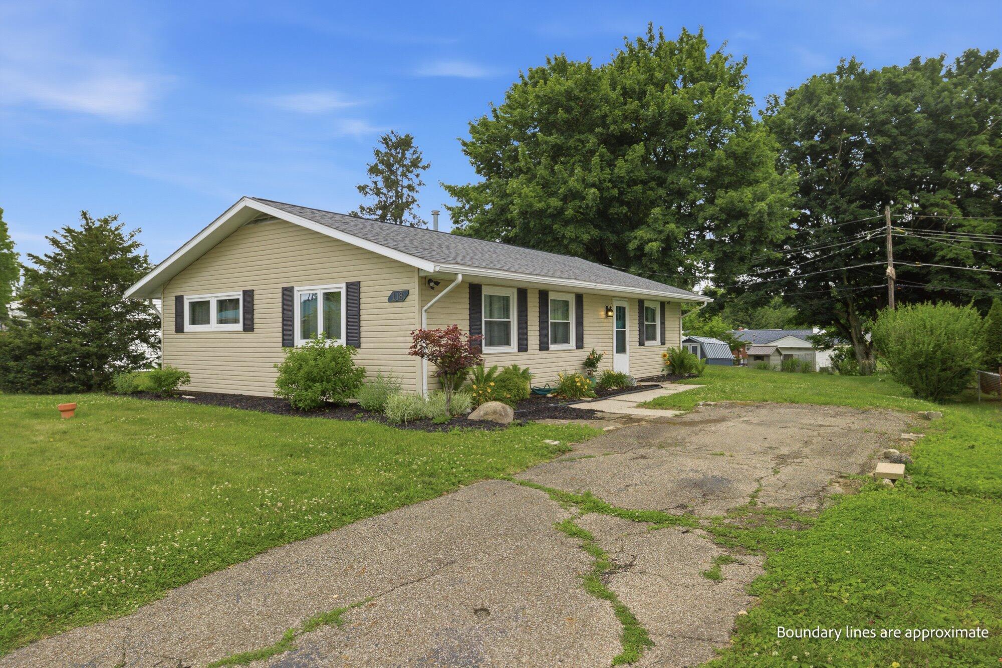118 Sherwood Drive Property Photo 1